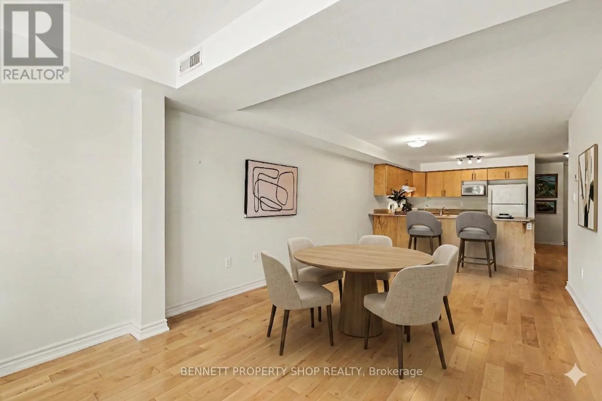 #106 14 NORICE STREET - Image 3