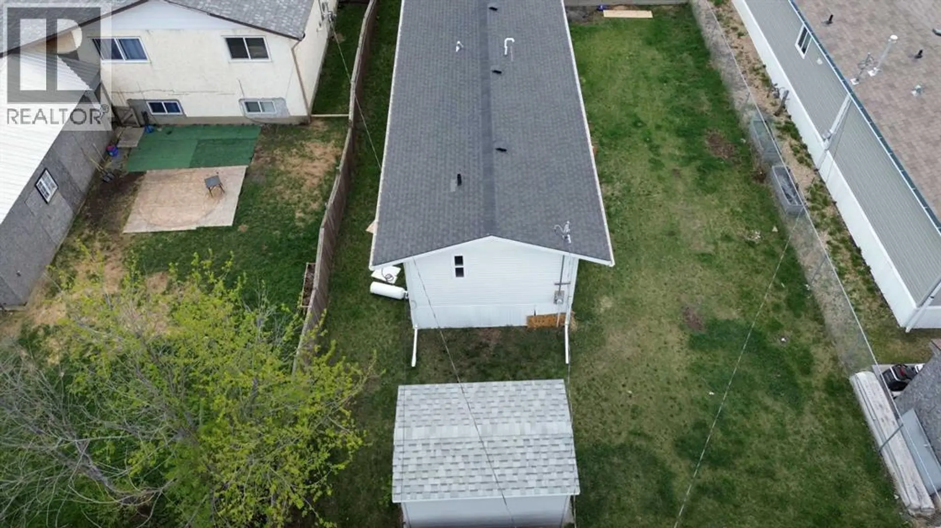 9906 102 Avenue - Image 5