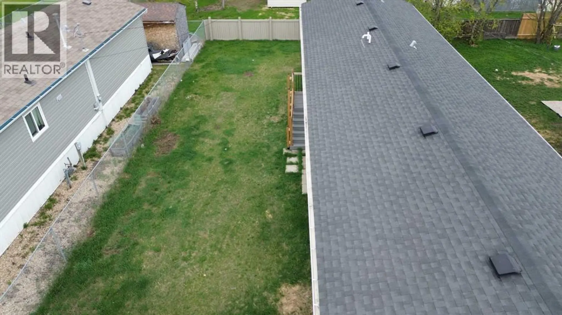 9906 102 Avenue - Image 3