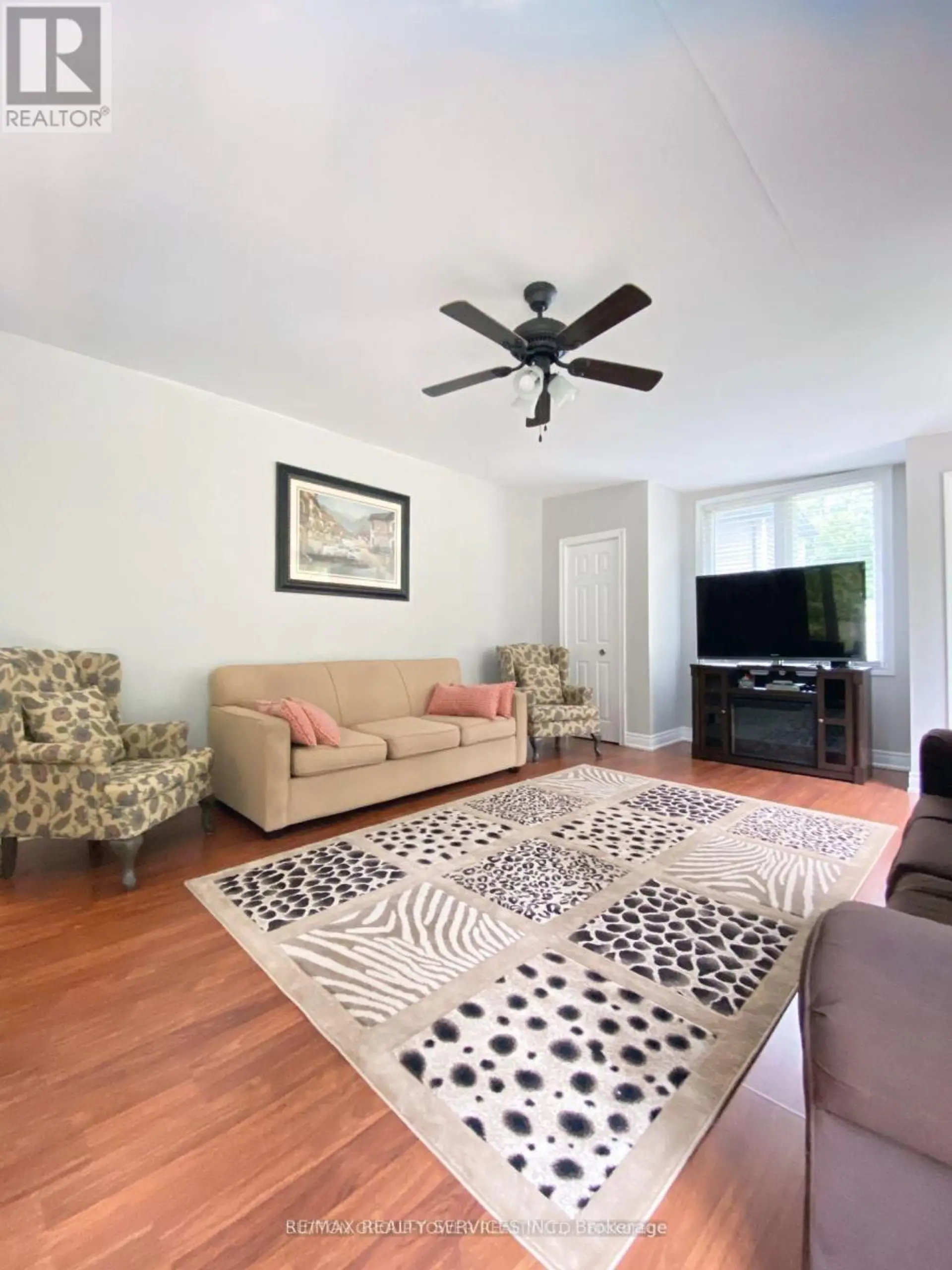 4870 MAPLEVIEW CRESCENT - Image 12