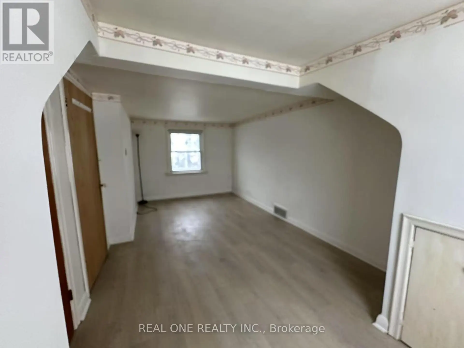 22 PLEASANT VIEW DRIVE - Image 7