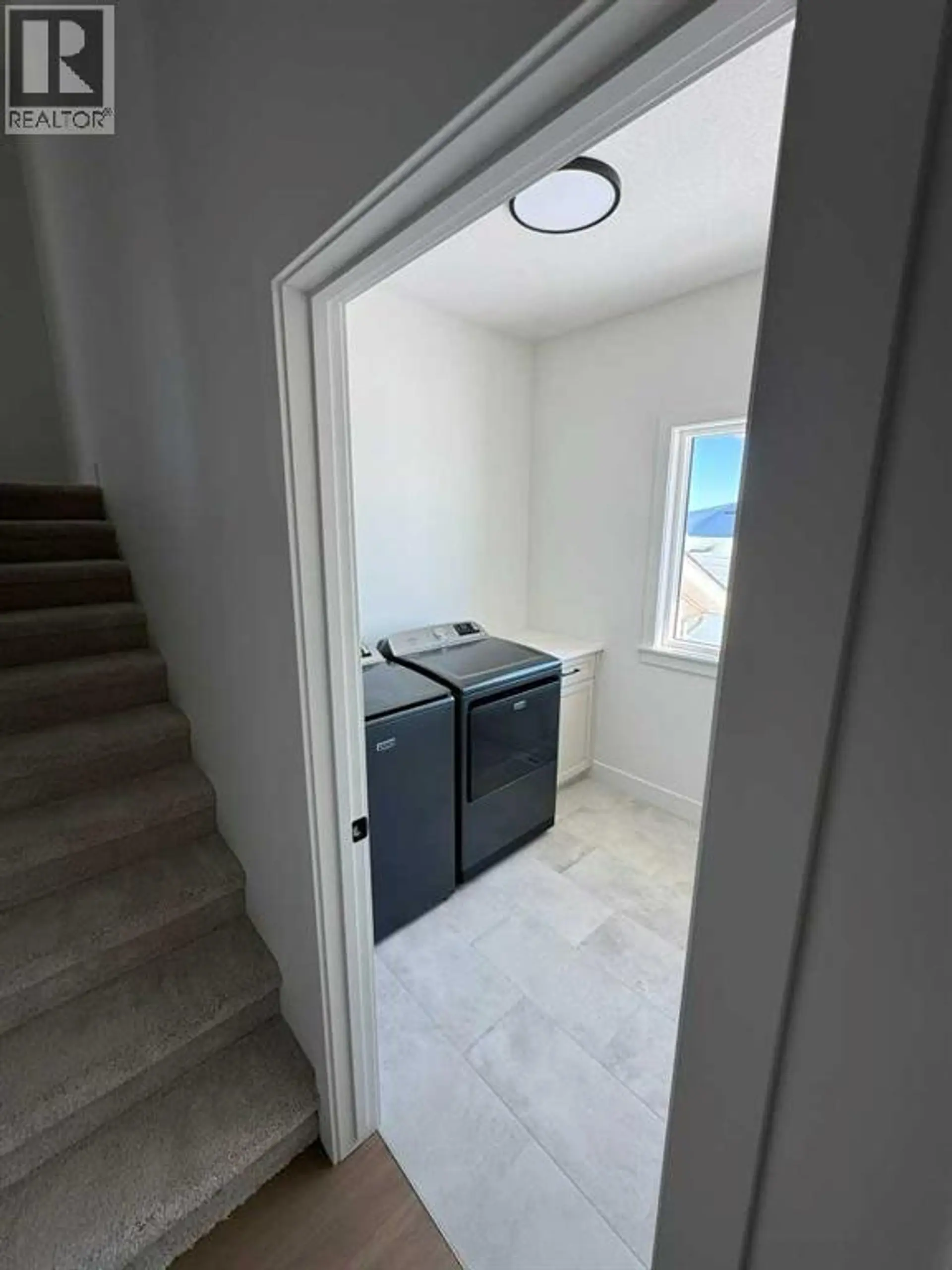12005 54 Avenue - Image 7