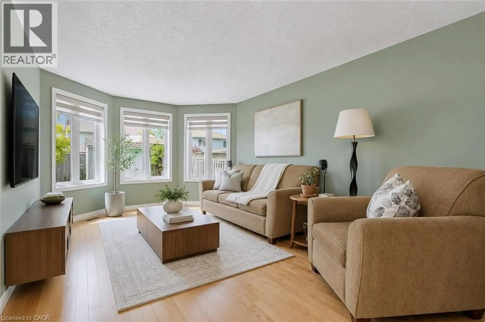 19 RYDE Road - Image 1