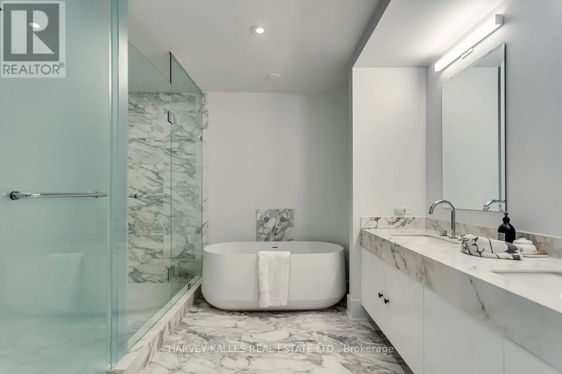 #309 36 BIRCH AVENUE - Image 15