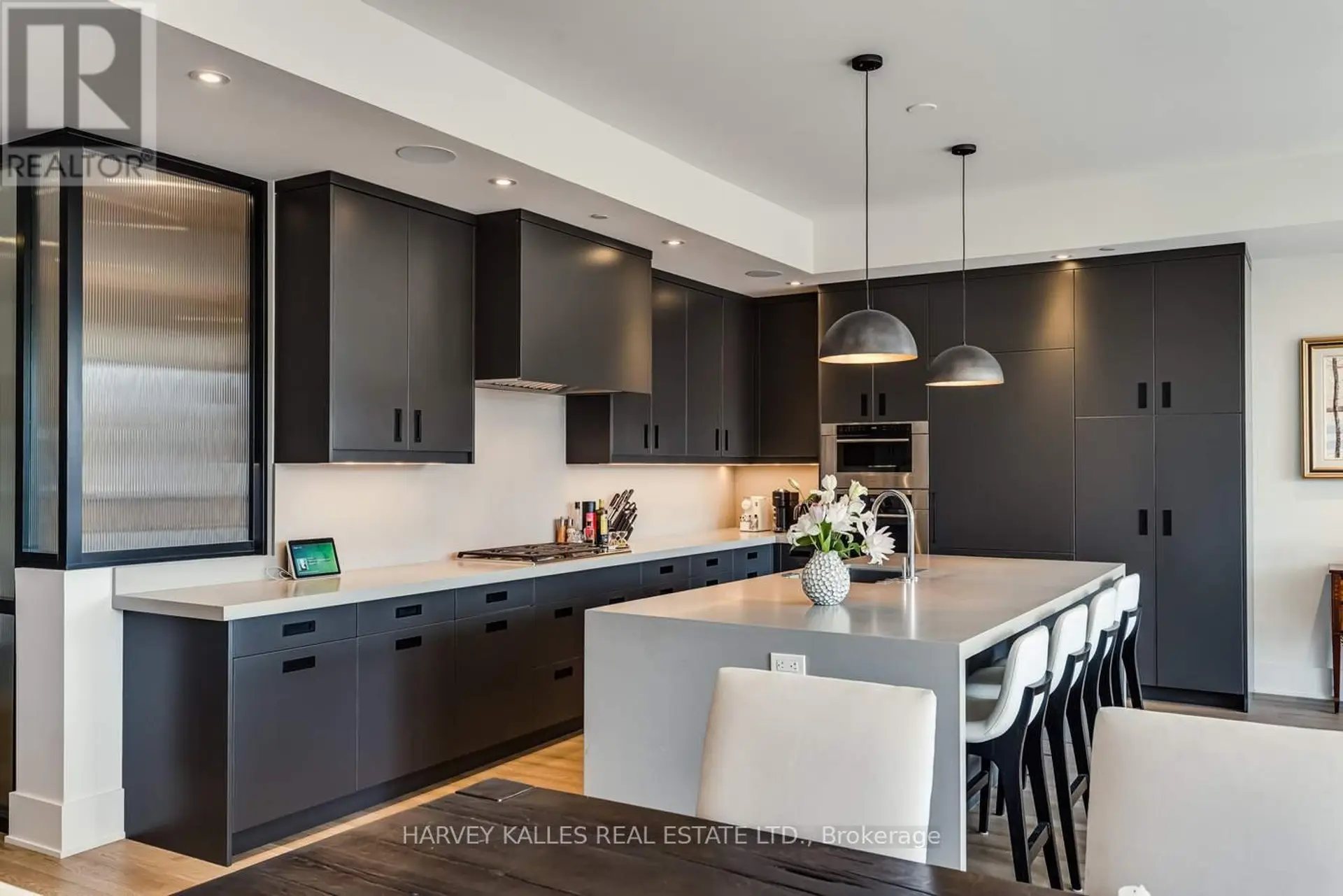 #309 36 BIRCH AVENUE - Image 4