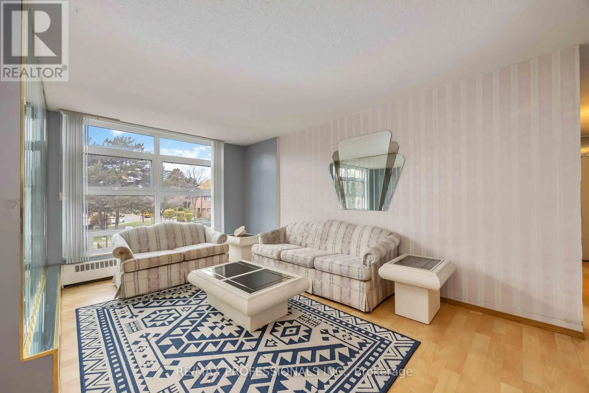 #210 345 DRIFTWOOD AVENUE - Image 1