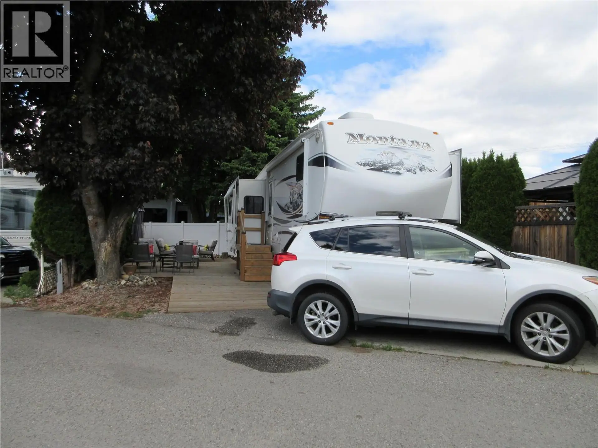 #548 415 Commonwealth Road - Image 1