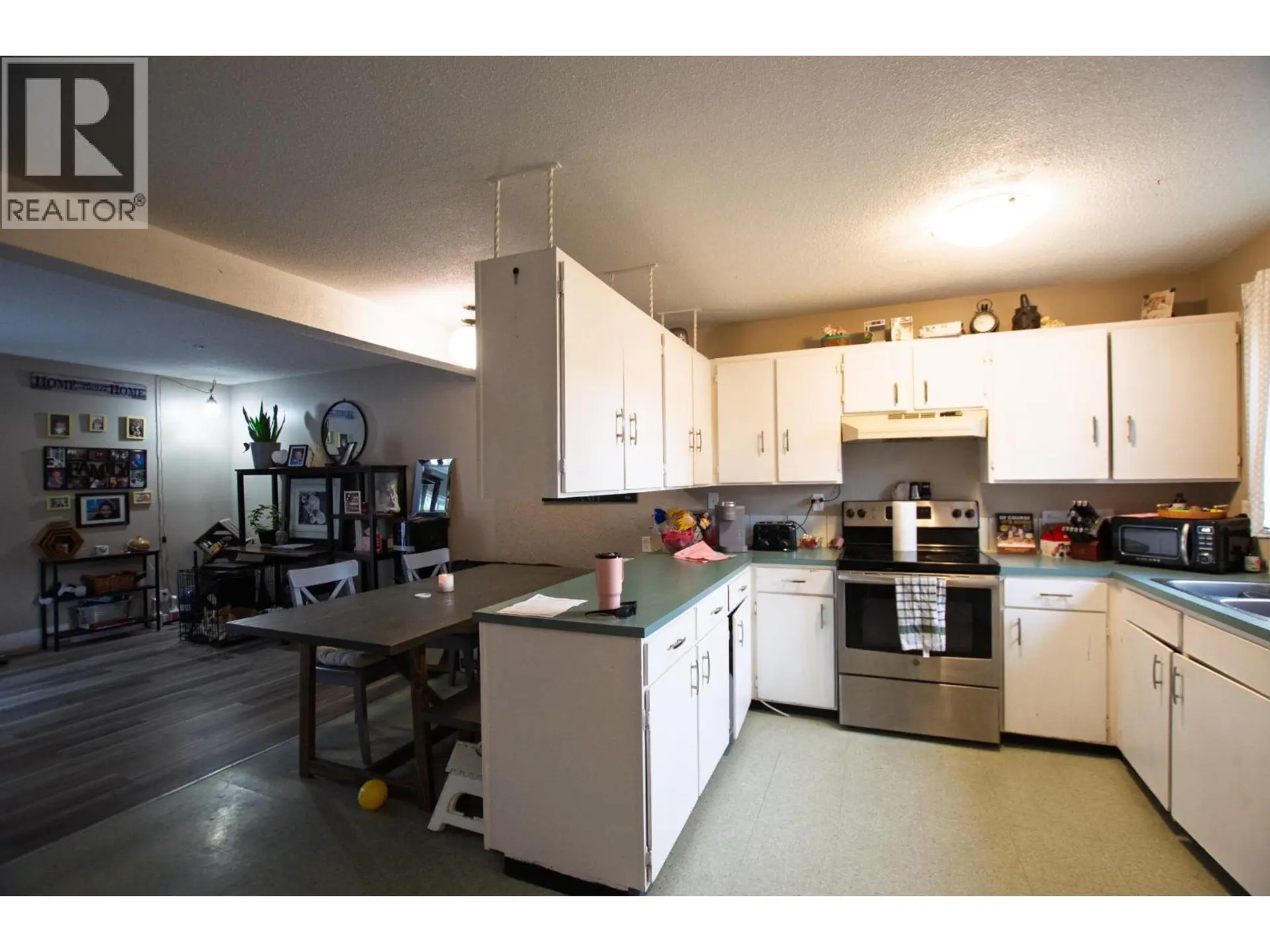 345 BEECH CRESCENT - Image 5