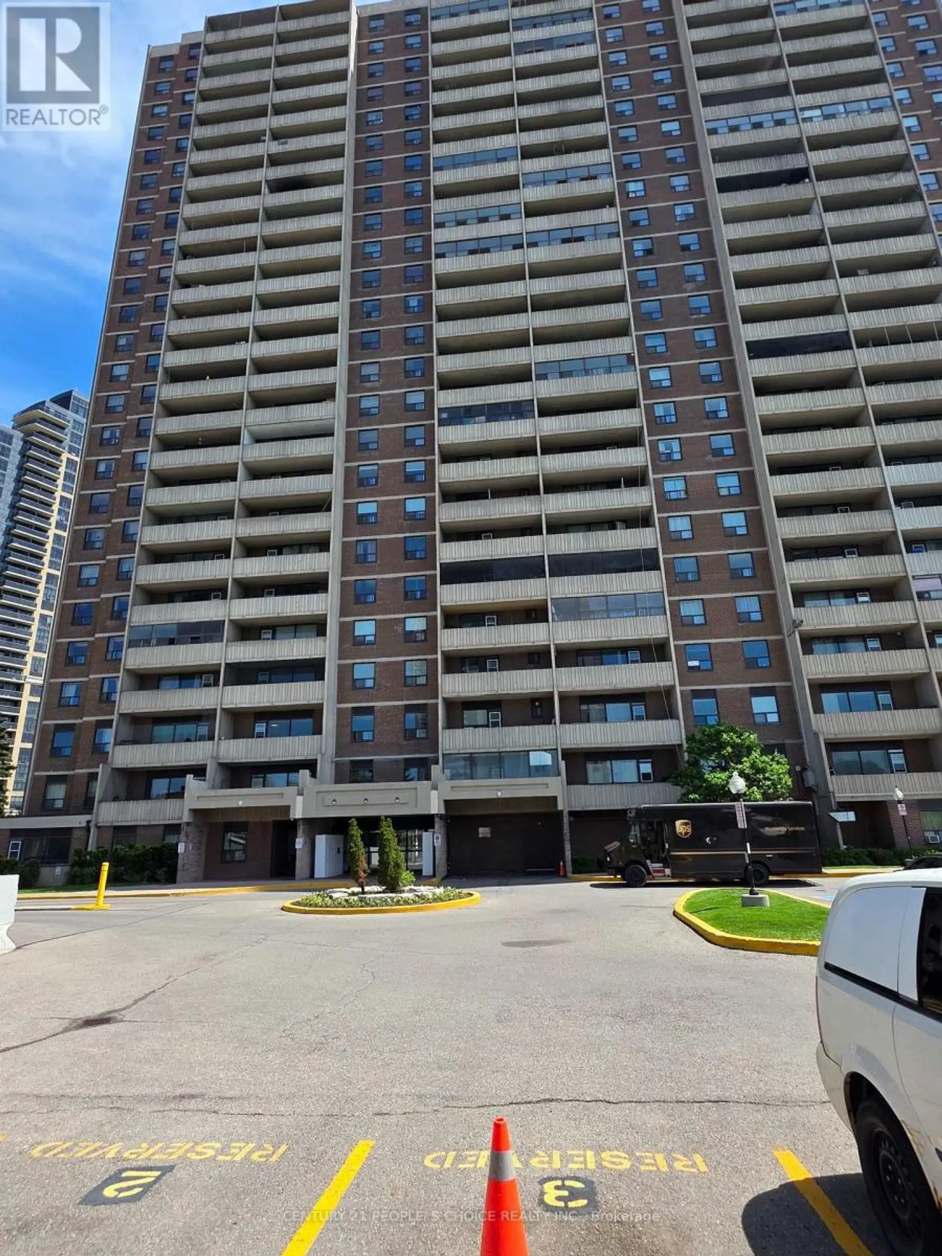 #301 3390 WESTON ROAD - Image 2