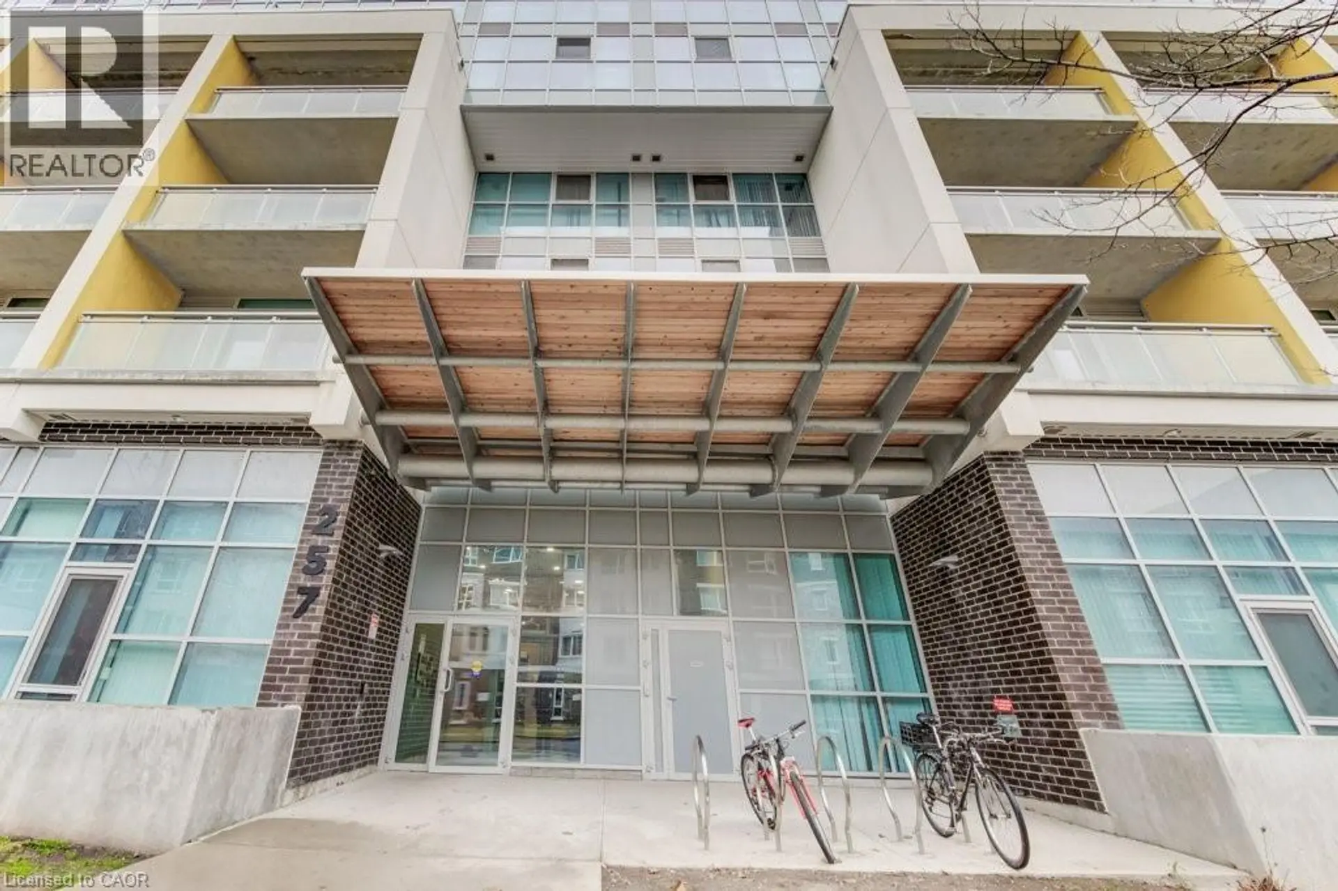 #606 257 HEMLOCK Street - Image 1
