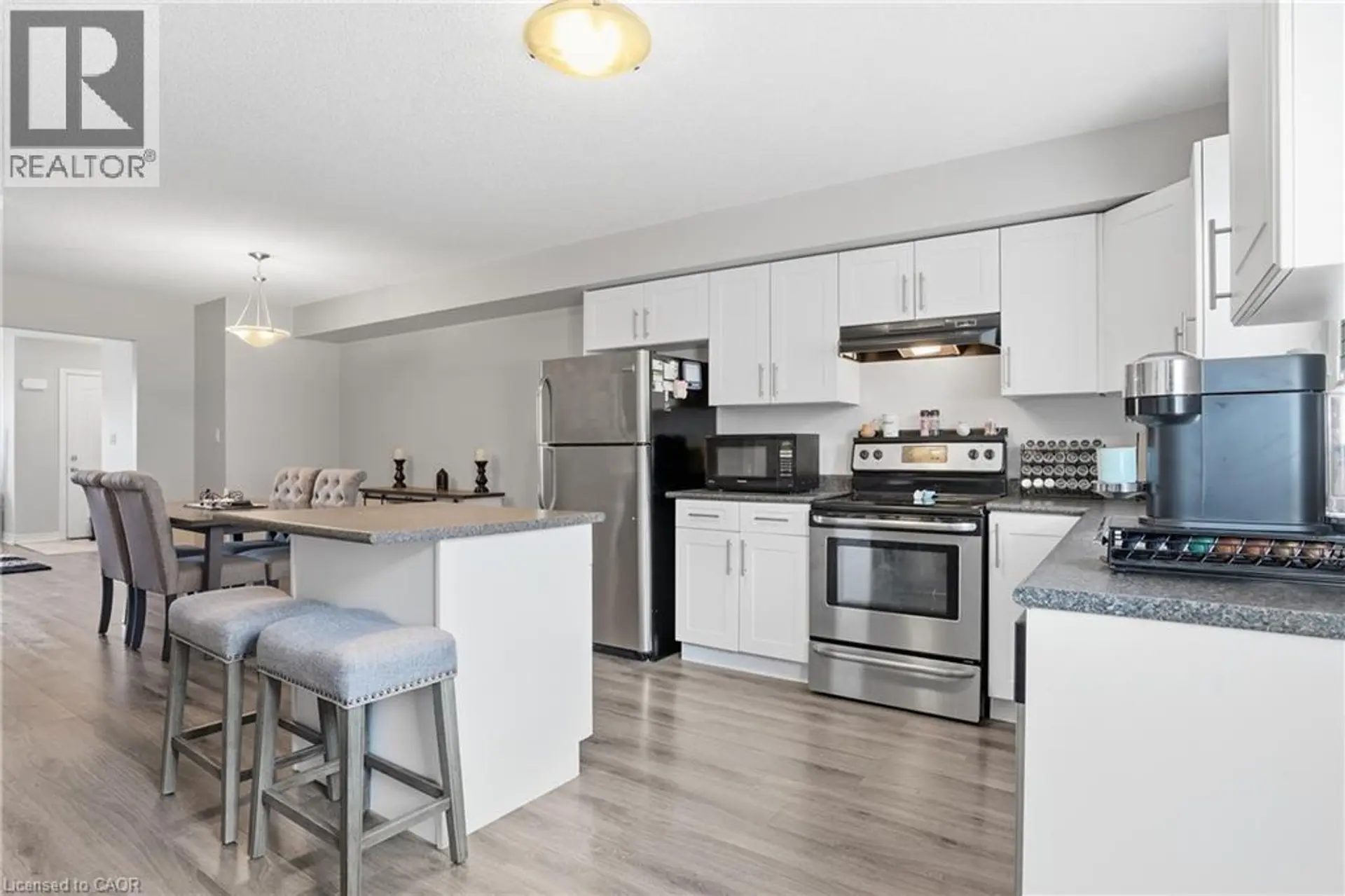 #49 6118 KELSEY Crescent - Image 9
