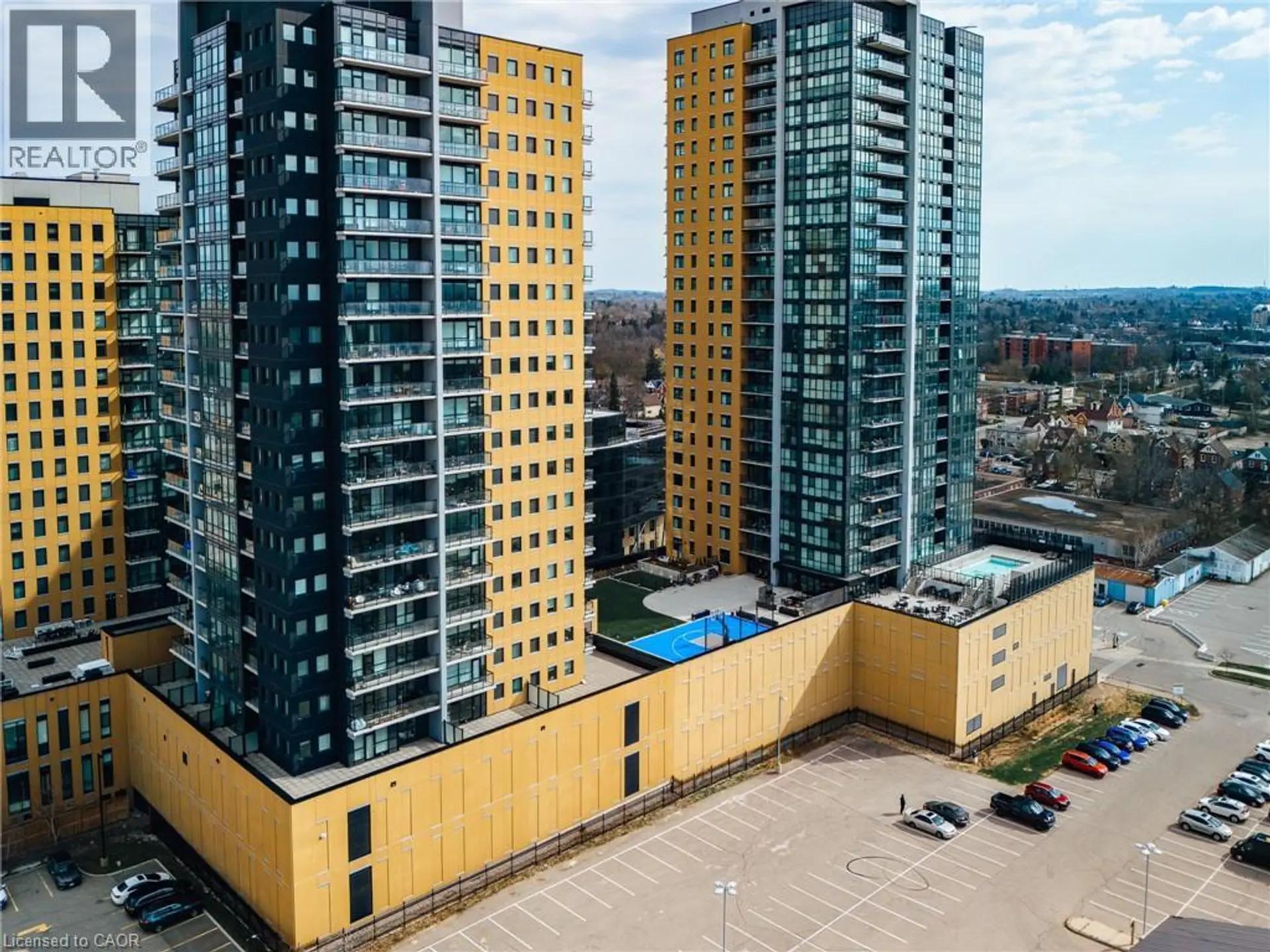 #708 104 W GARMENT Street - Image 1