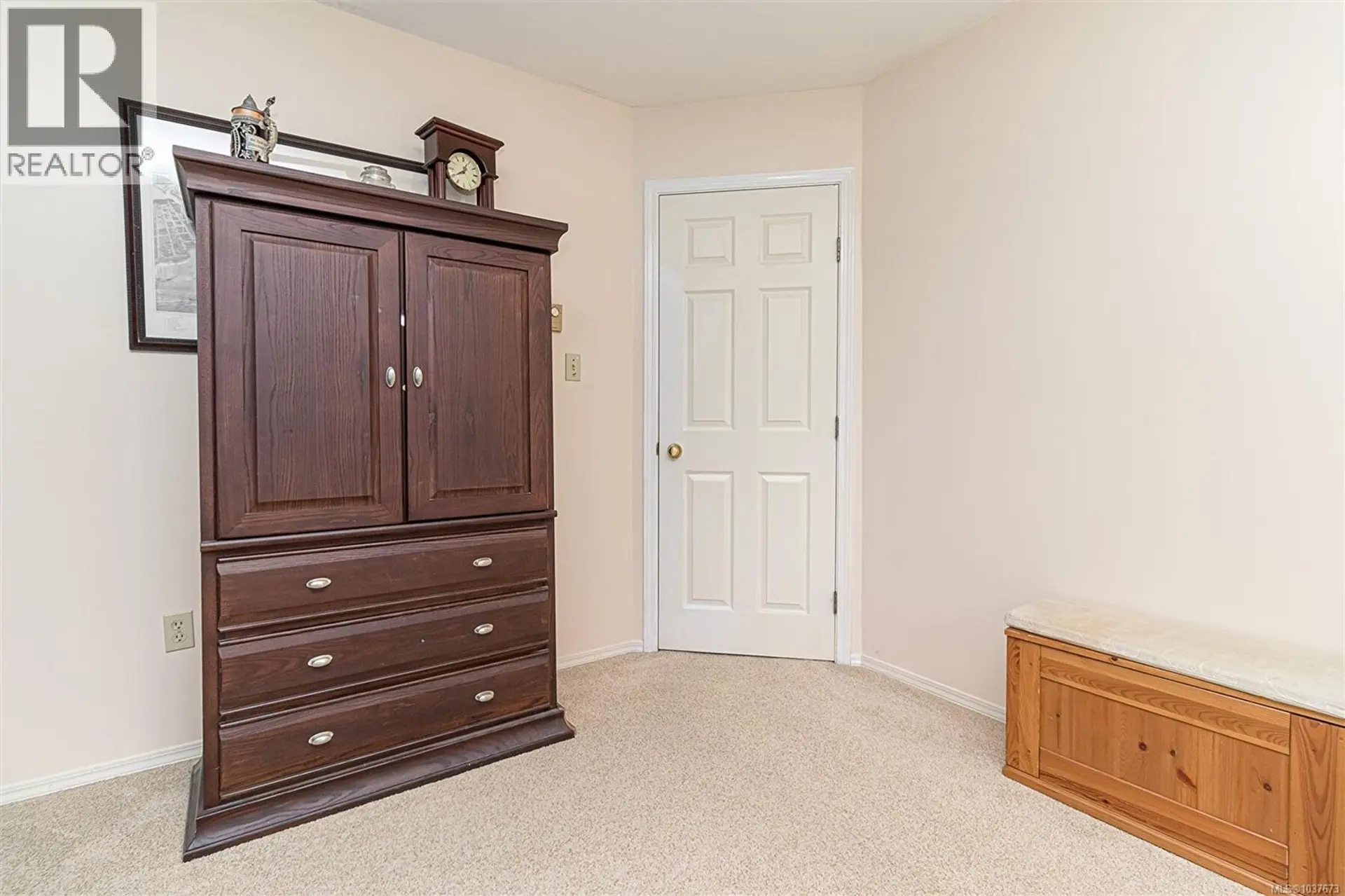 4573 Elk Lake Dr - Image 18