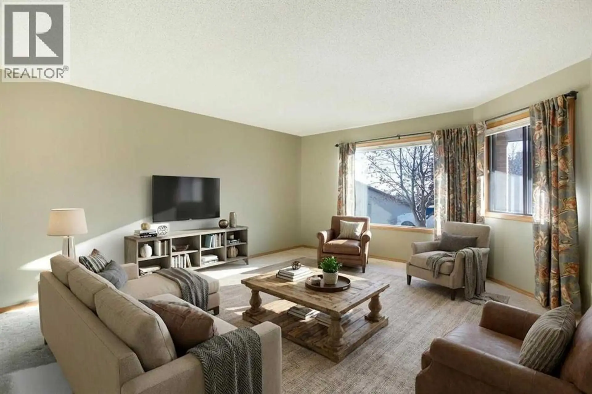 #8 118 Strathcona Road SW - Image 3