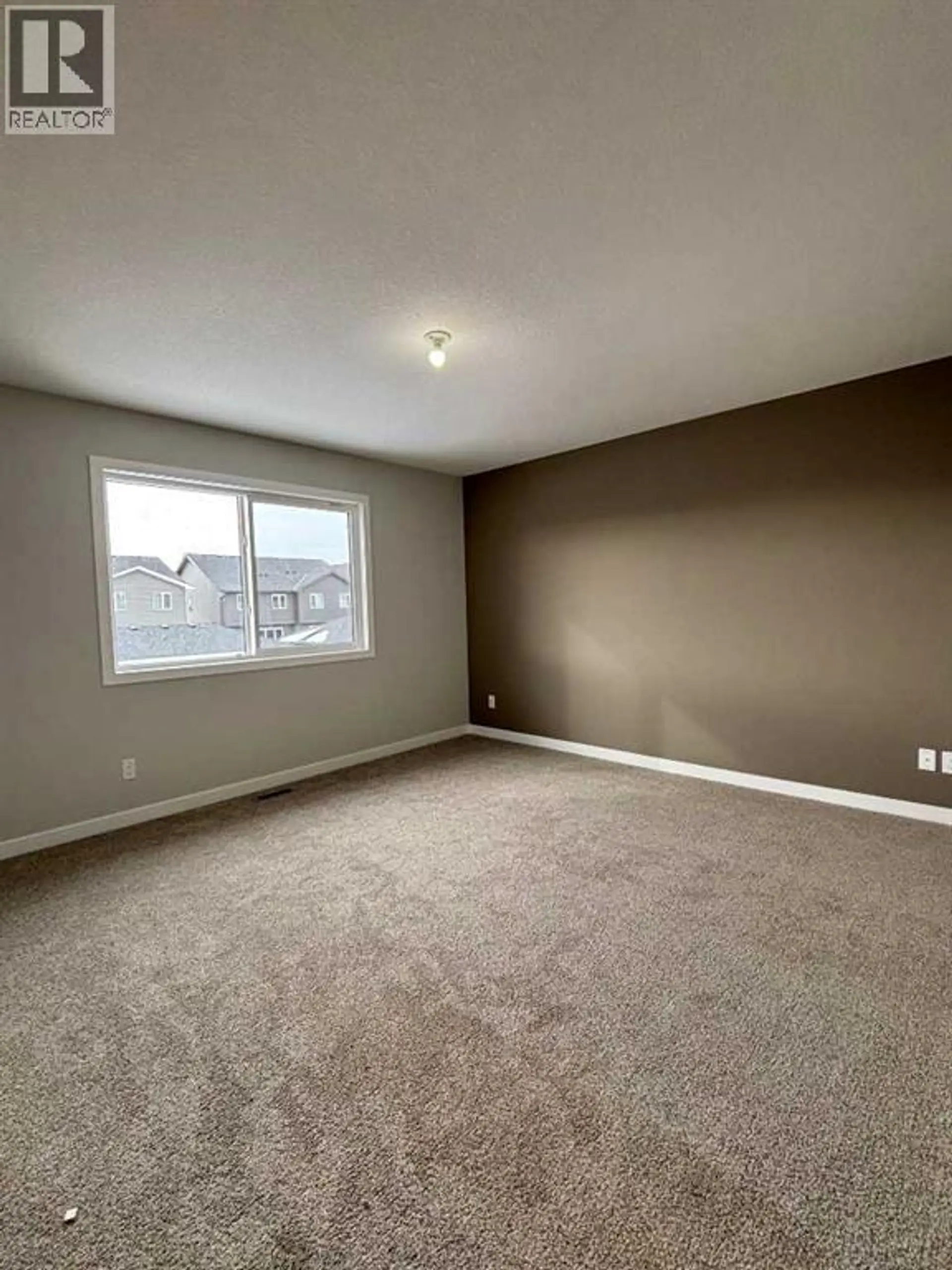 941 Reynolds Lane - Image 11