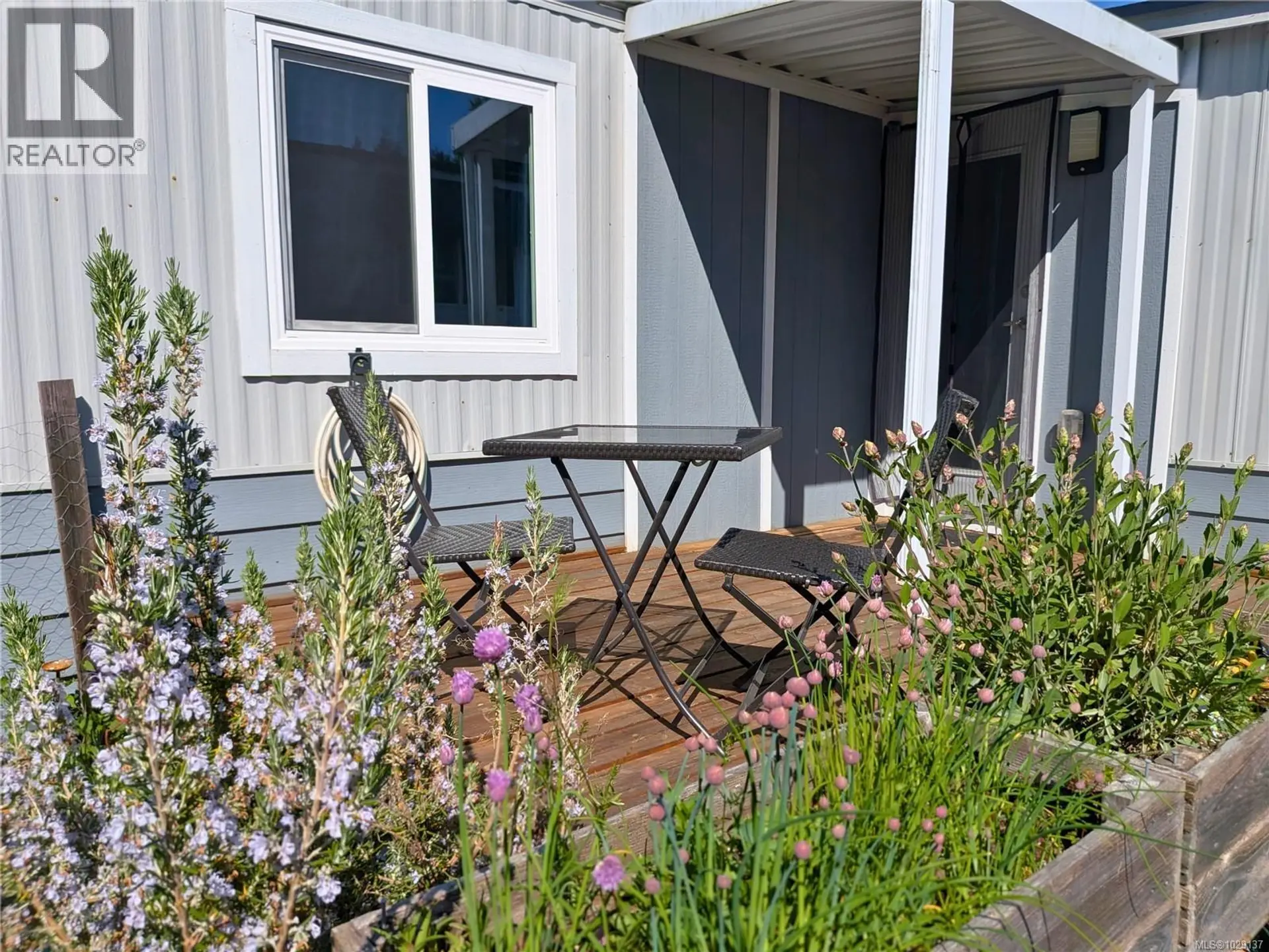 #5 70 Cooper Rd - Image 2