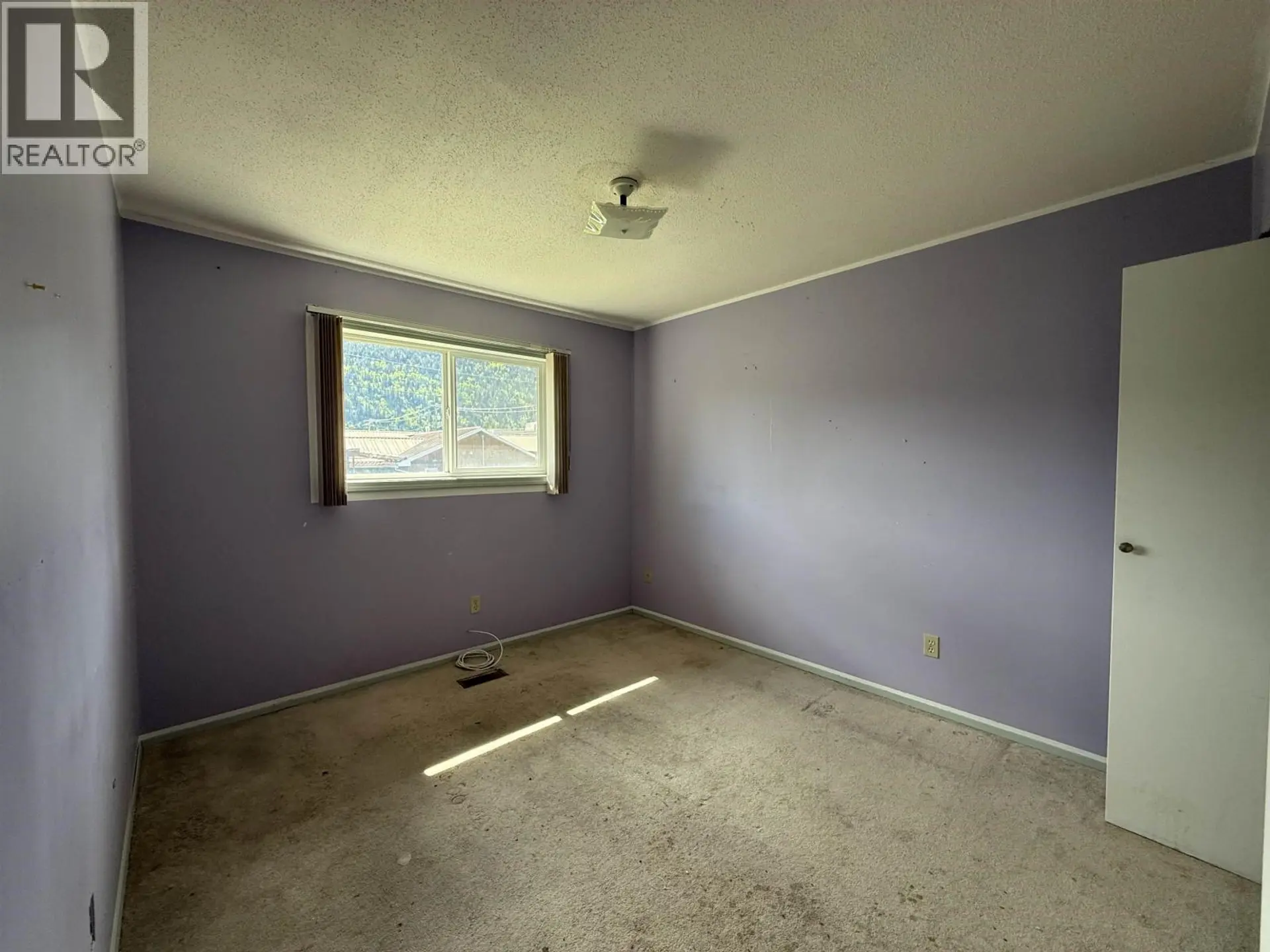 3677 FIRST AVENUE - Image 7