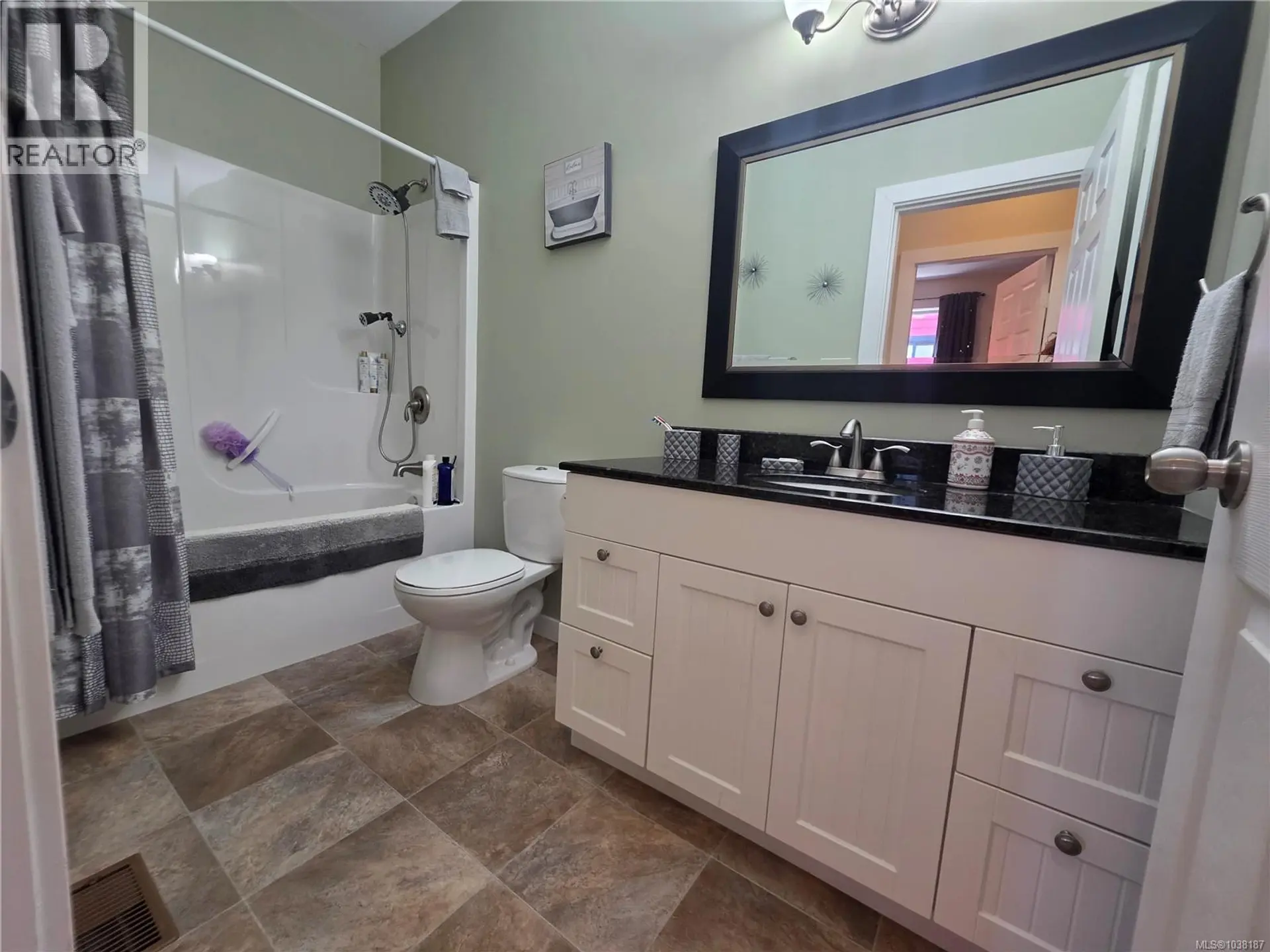 #1 3908 Marpole St - Image 13