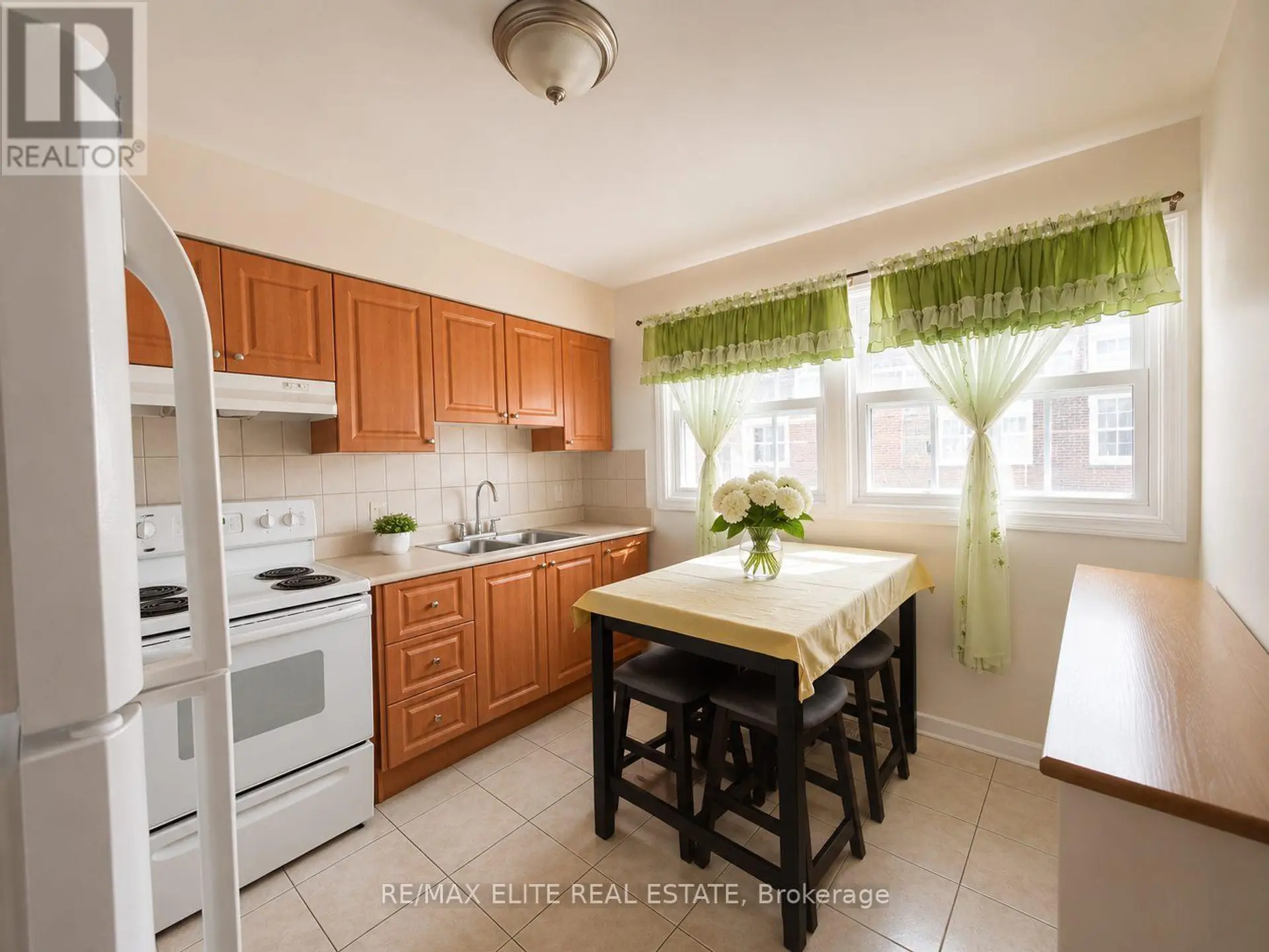 110 PURPLEDUSK TRAIL - Image 1