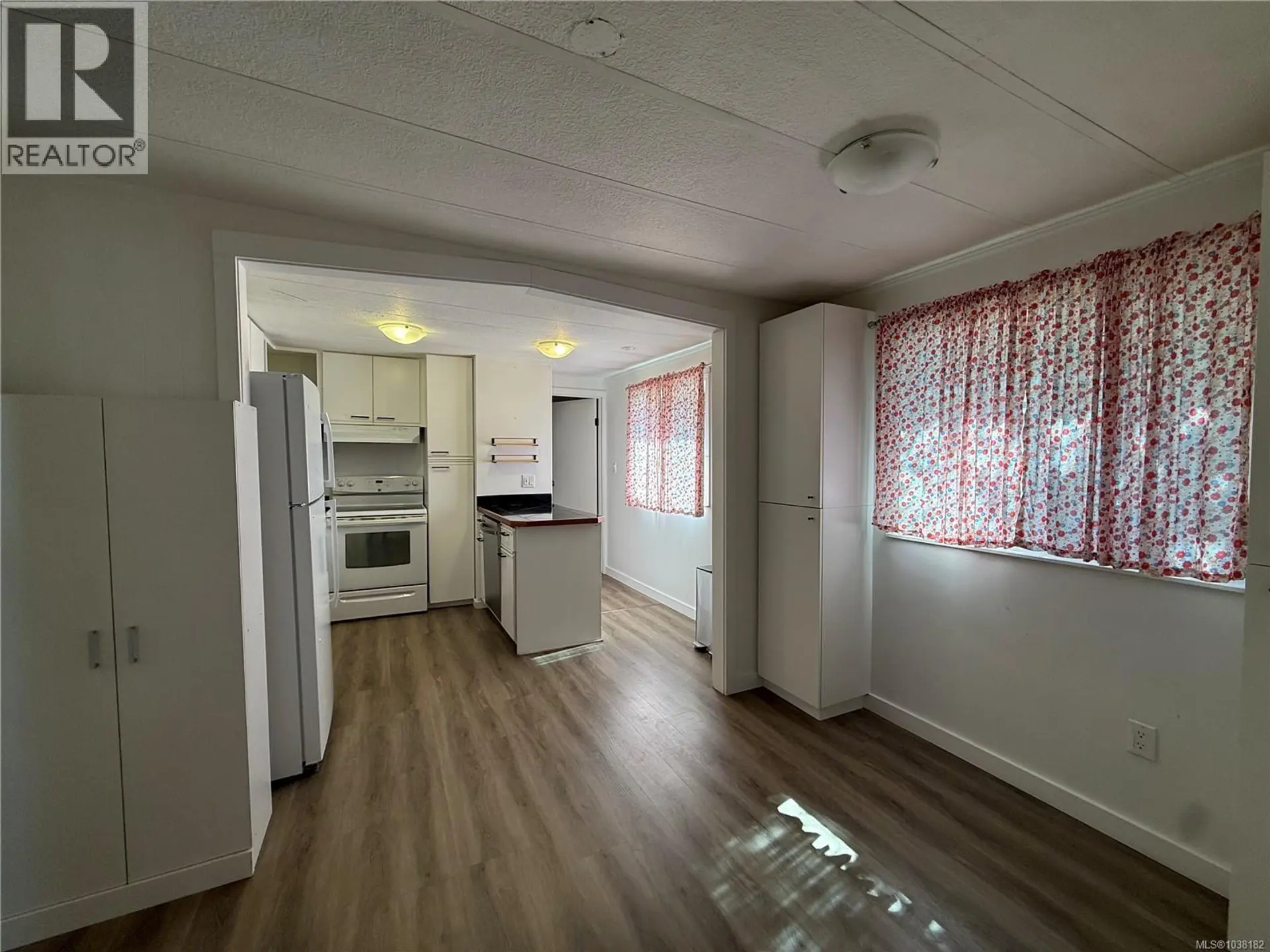 #72 7100 Highview Rd - Image 3