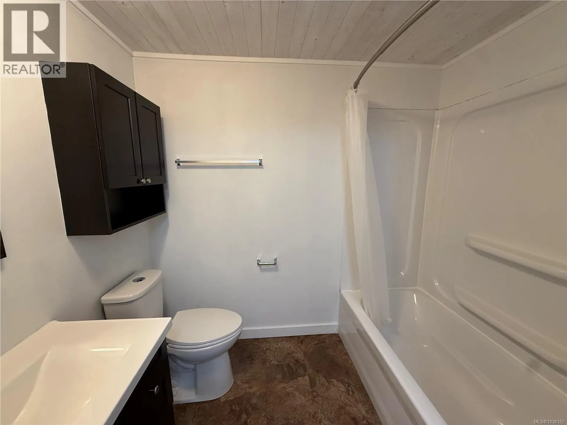 #72 7100 Highview Rd - Image 5