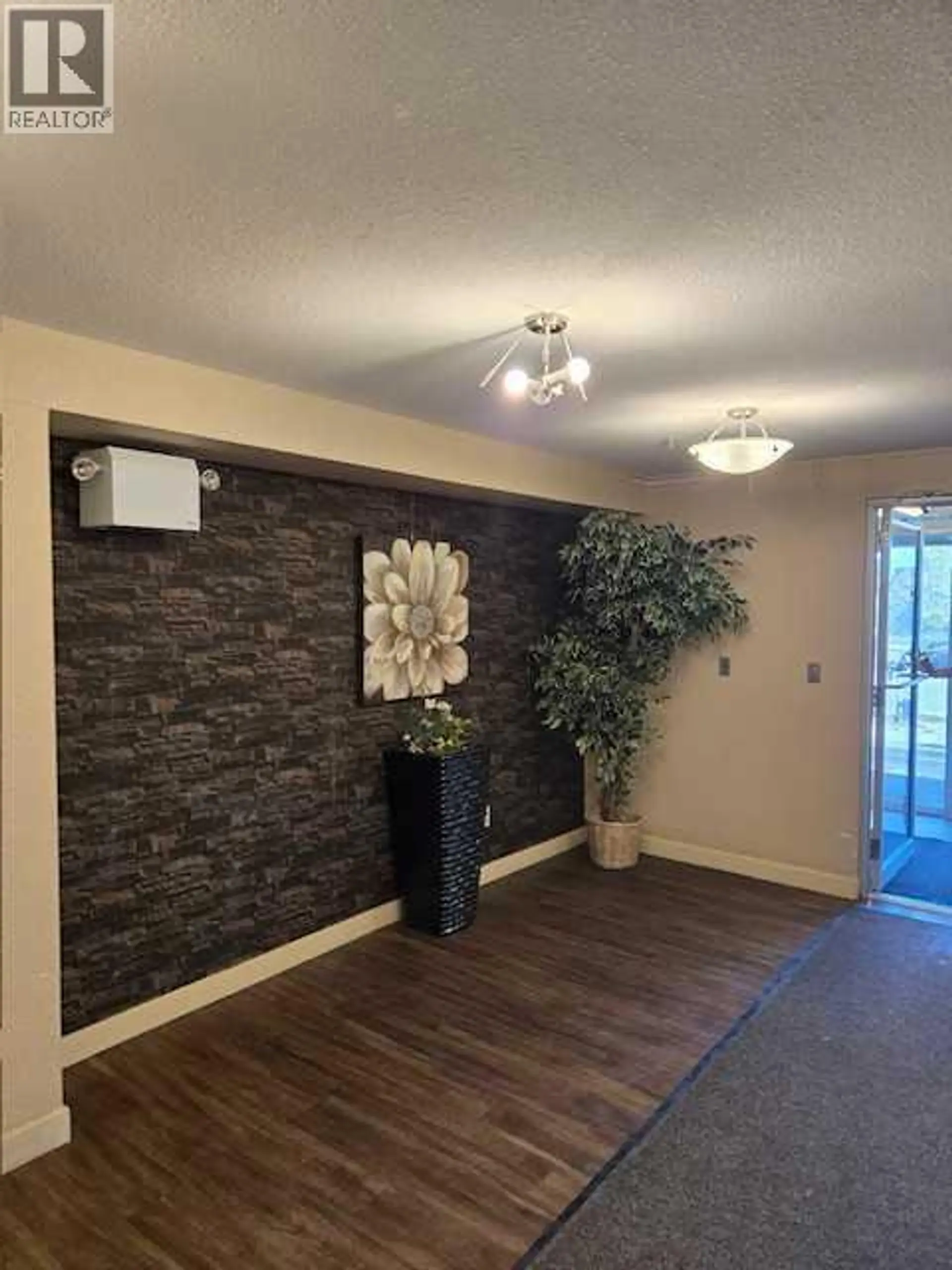 #412 7210 80 Avenue NE - Image 4
