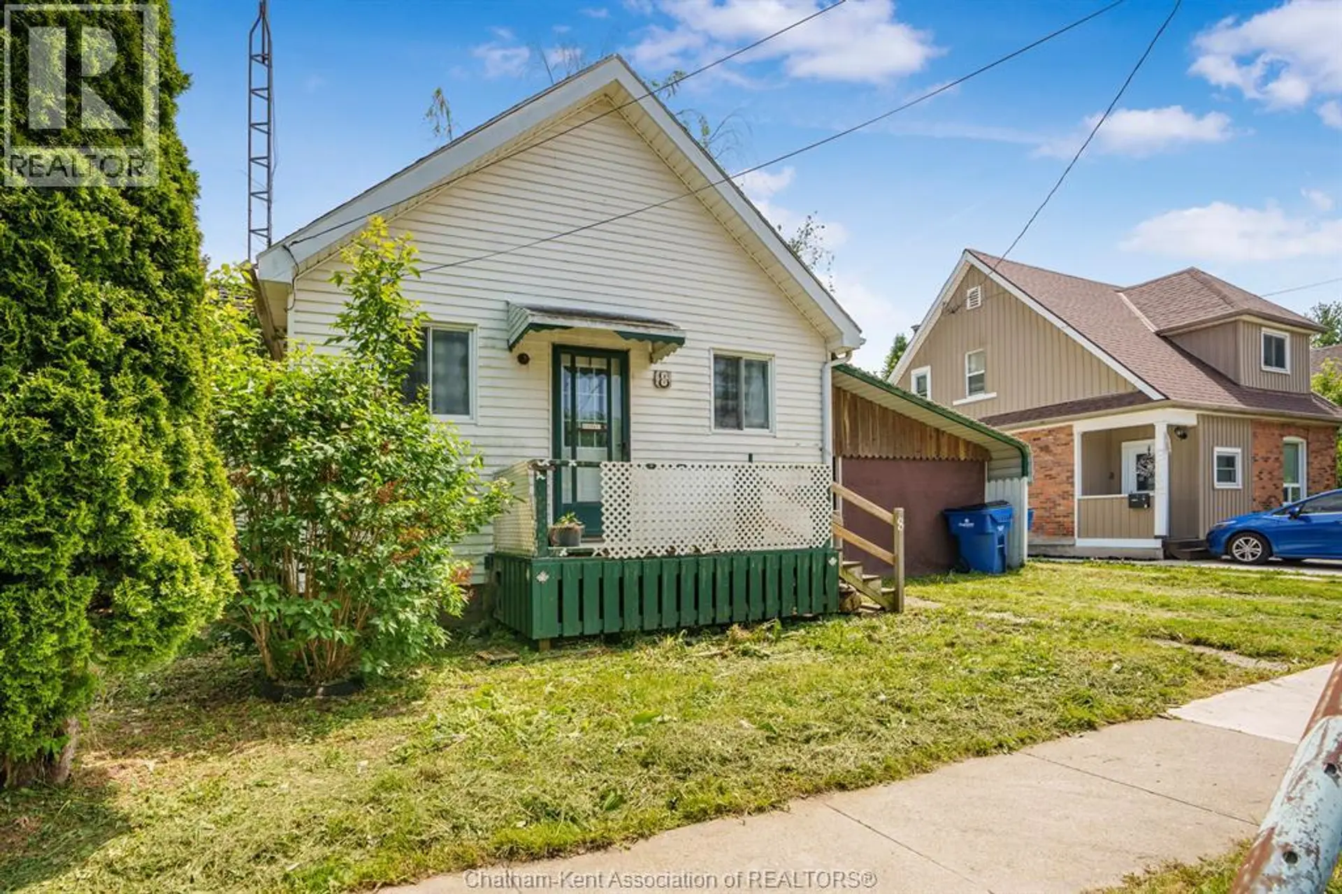 8 Gray STREET - Image 1