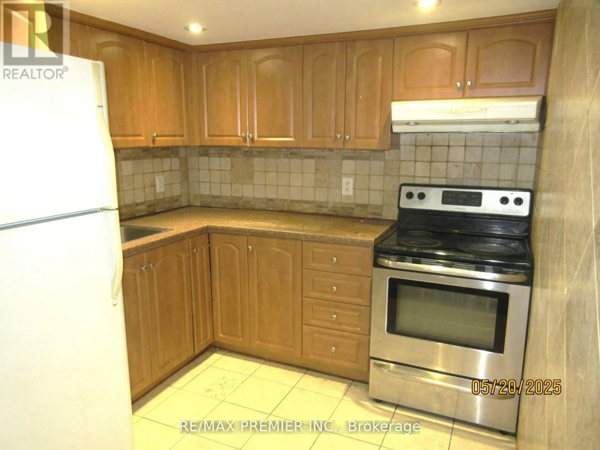 100 SNOWOOD COURT - Image 8