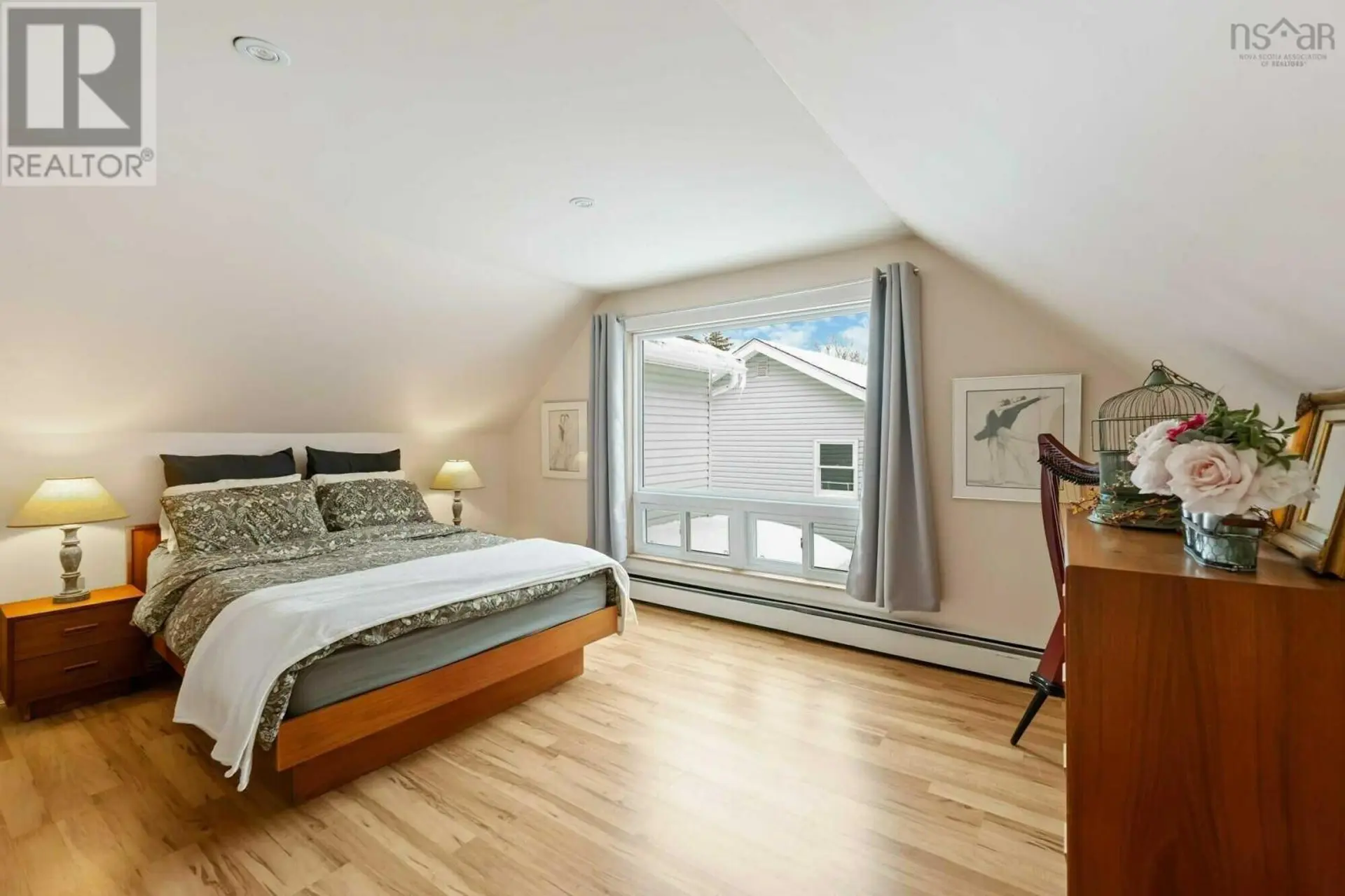 607 St.George Street - Image 12