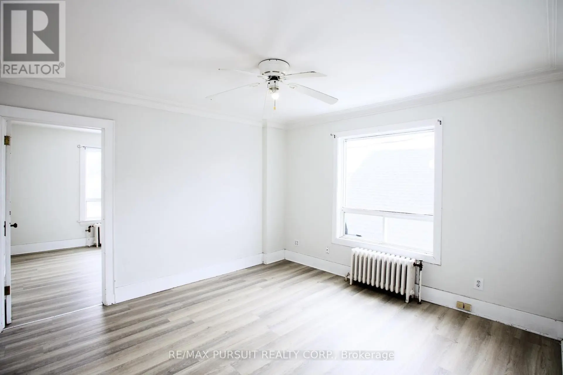 99 DUNCAN AVENUE S - Image 3