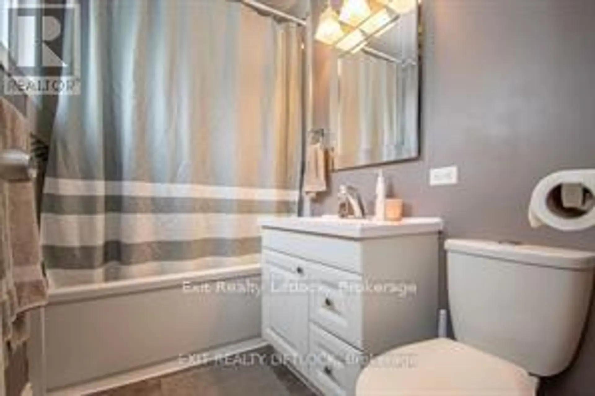 644 HAWLEY STREET - Image 8