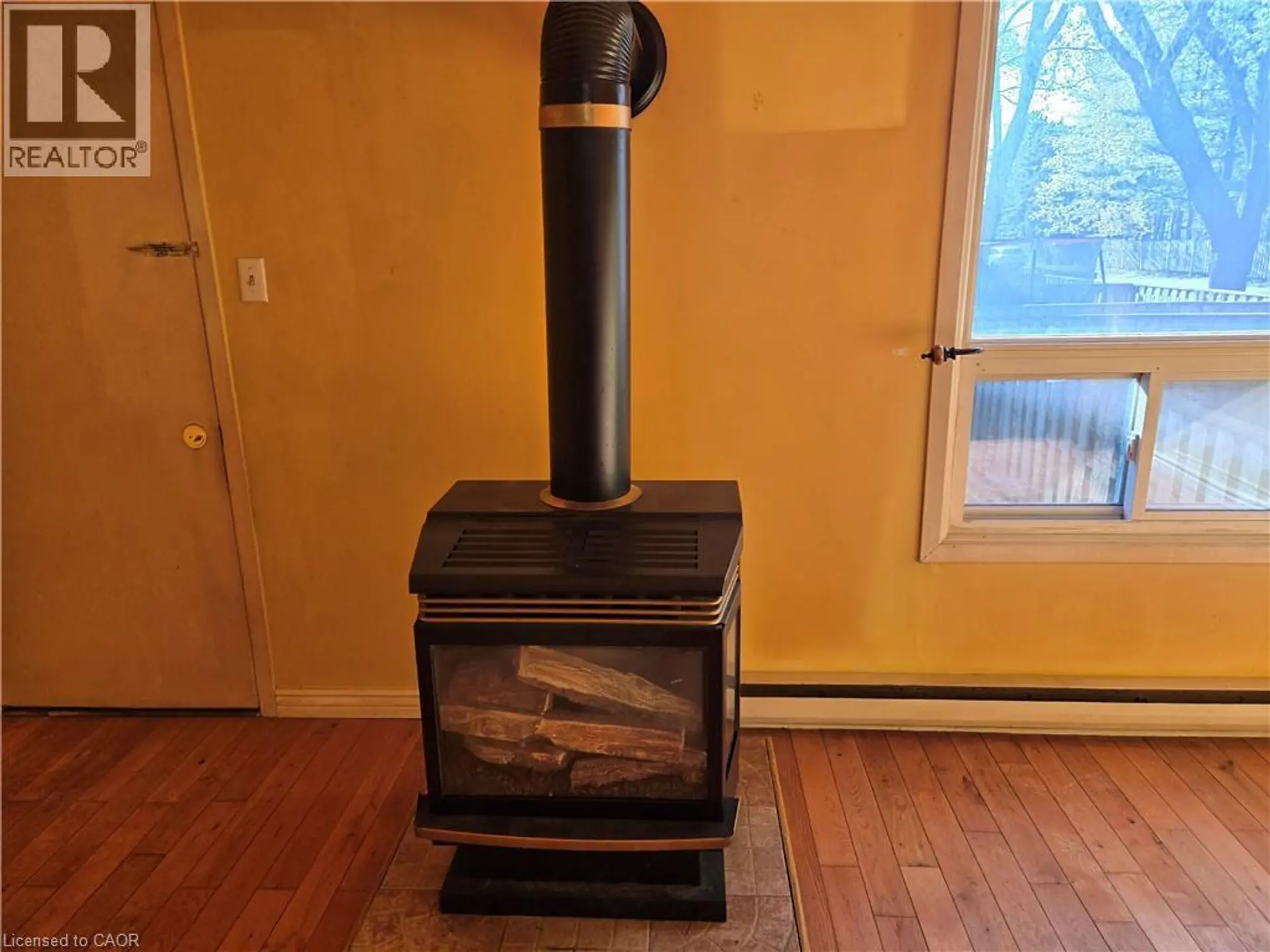 #2 95 FONTHILL Road - Image 6