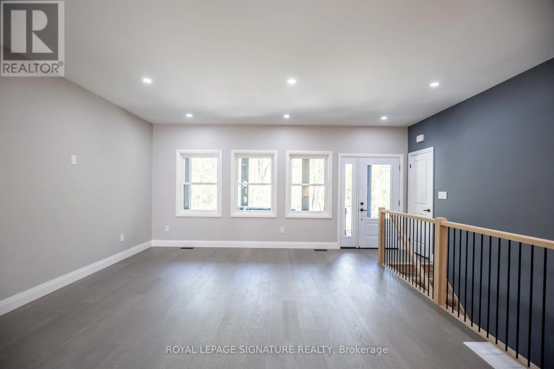 35 YOUNG STREET - Image 6