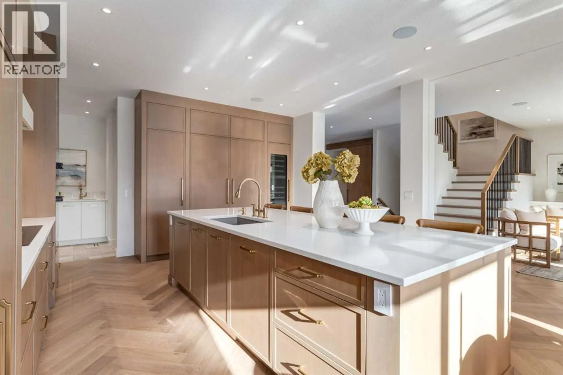 144 Greenwich Heath NW - Image 3