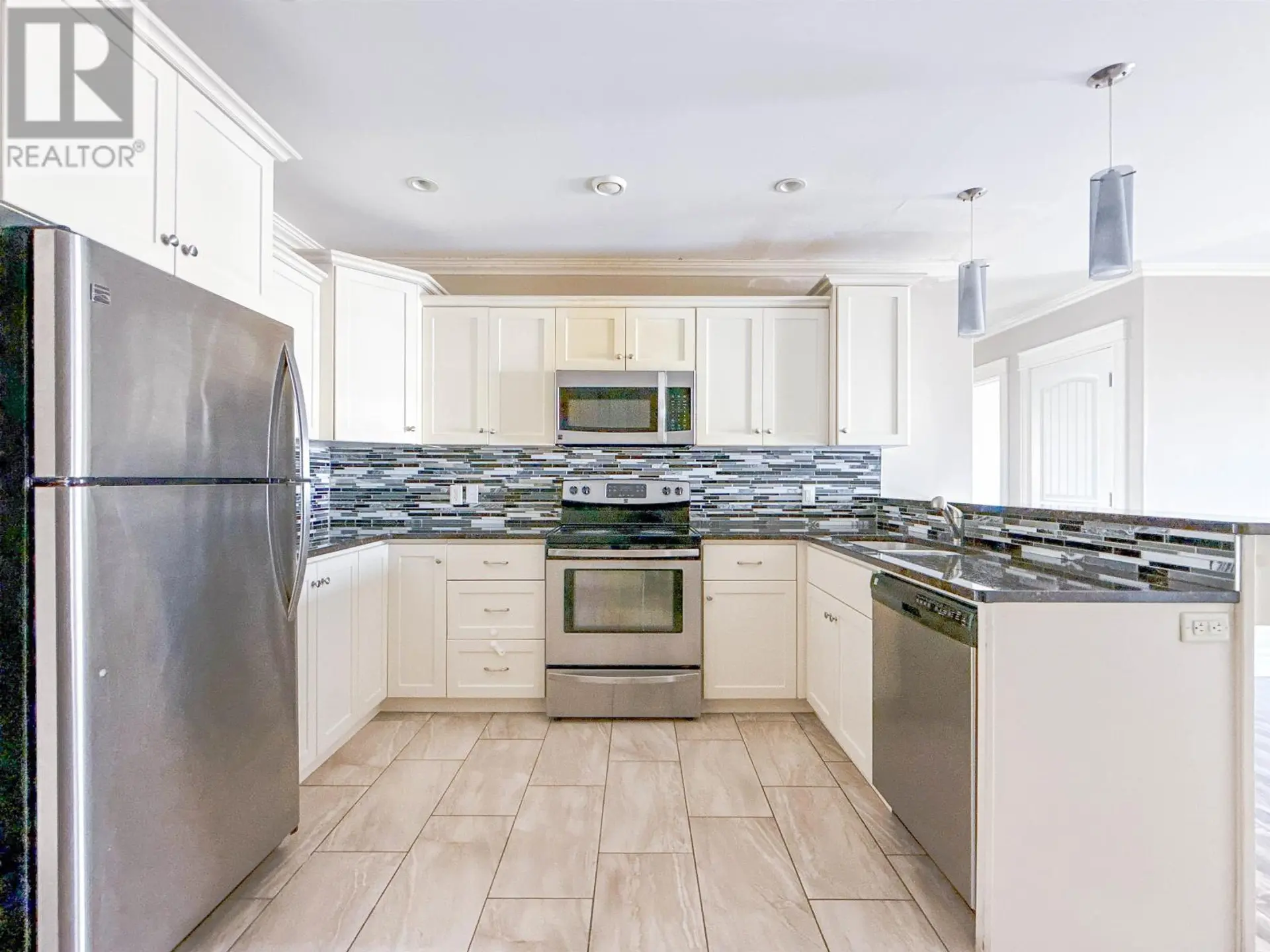 #107 38 Duck's Landing - Image 8