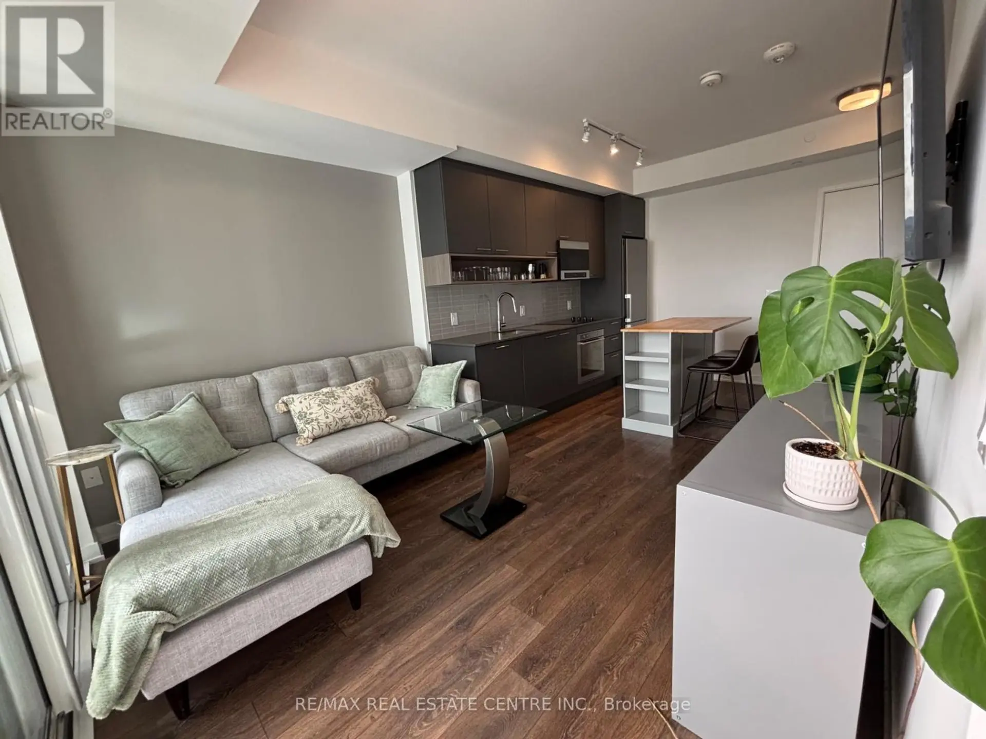 #501 3005 PINE GLEN ROAD - Image 3