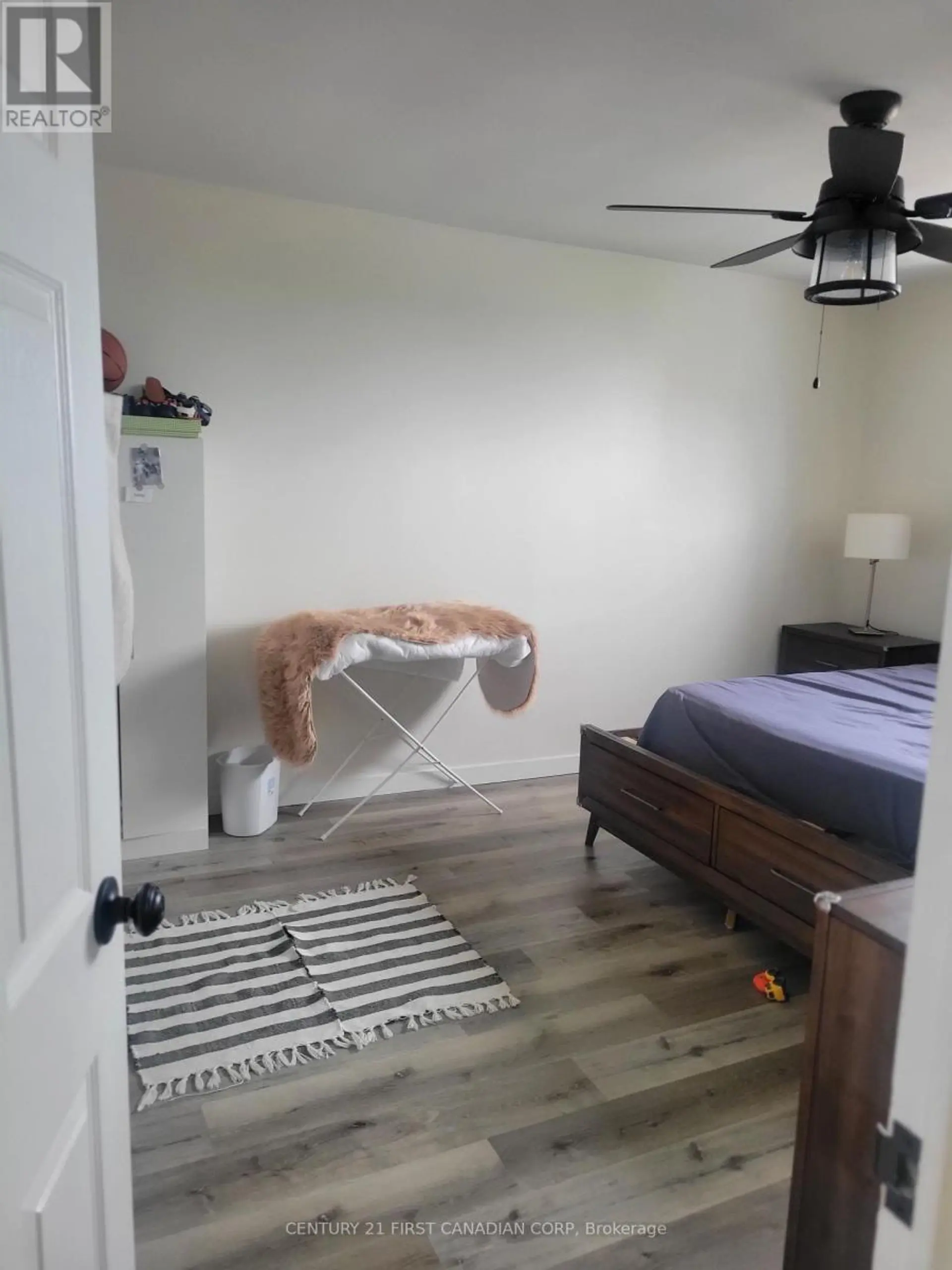 #604 583 MORNINGTON AVENUE - Image 11