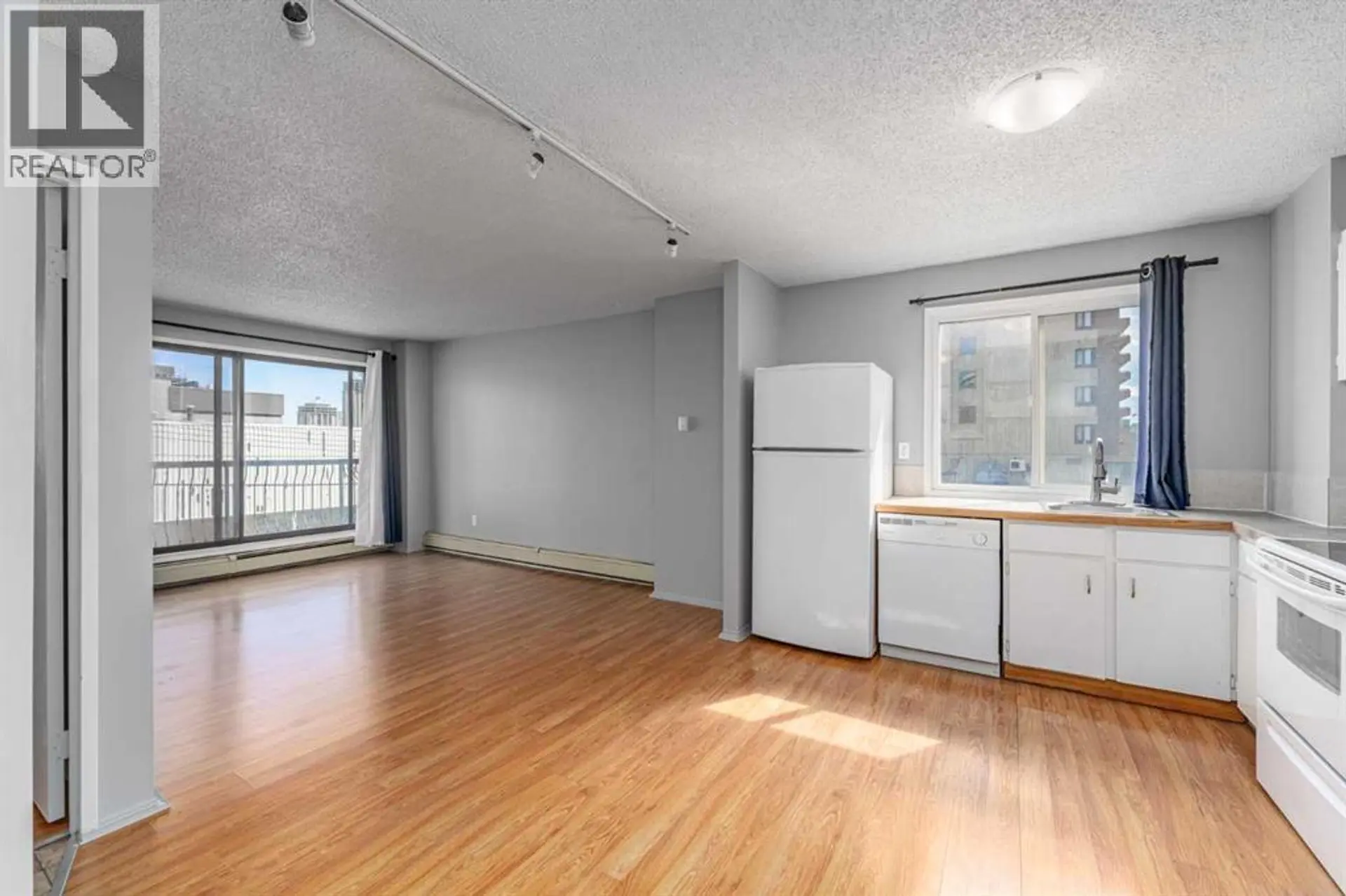 #304 1320 12 Avenue SW - Image 4