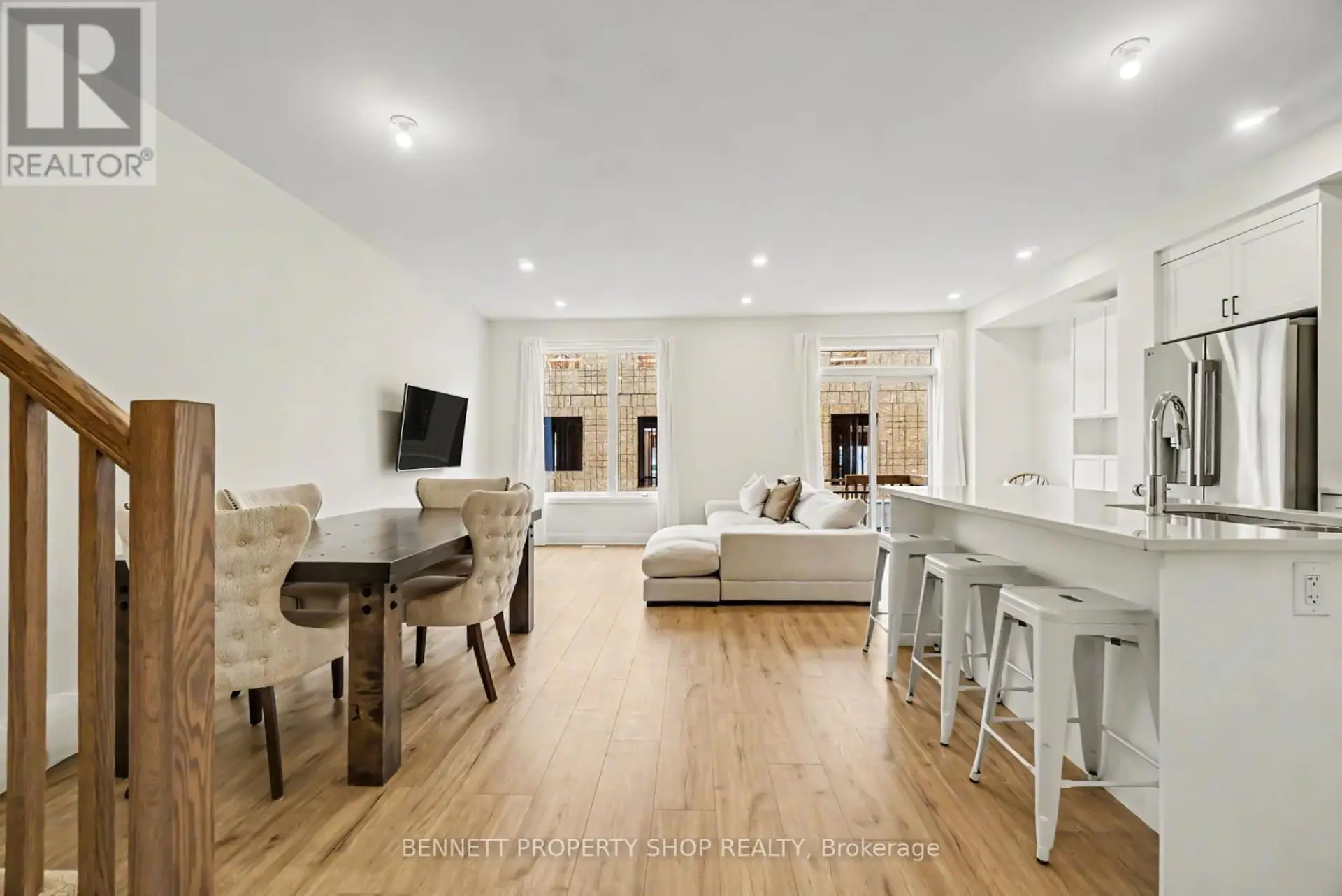 1047 VENTUS WAY - Image 5