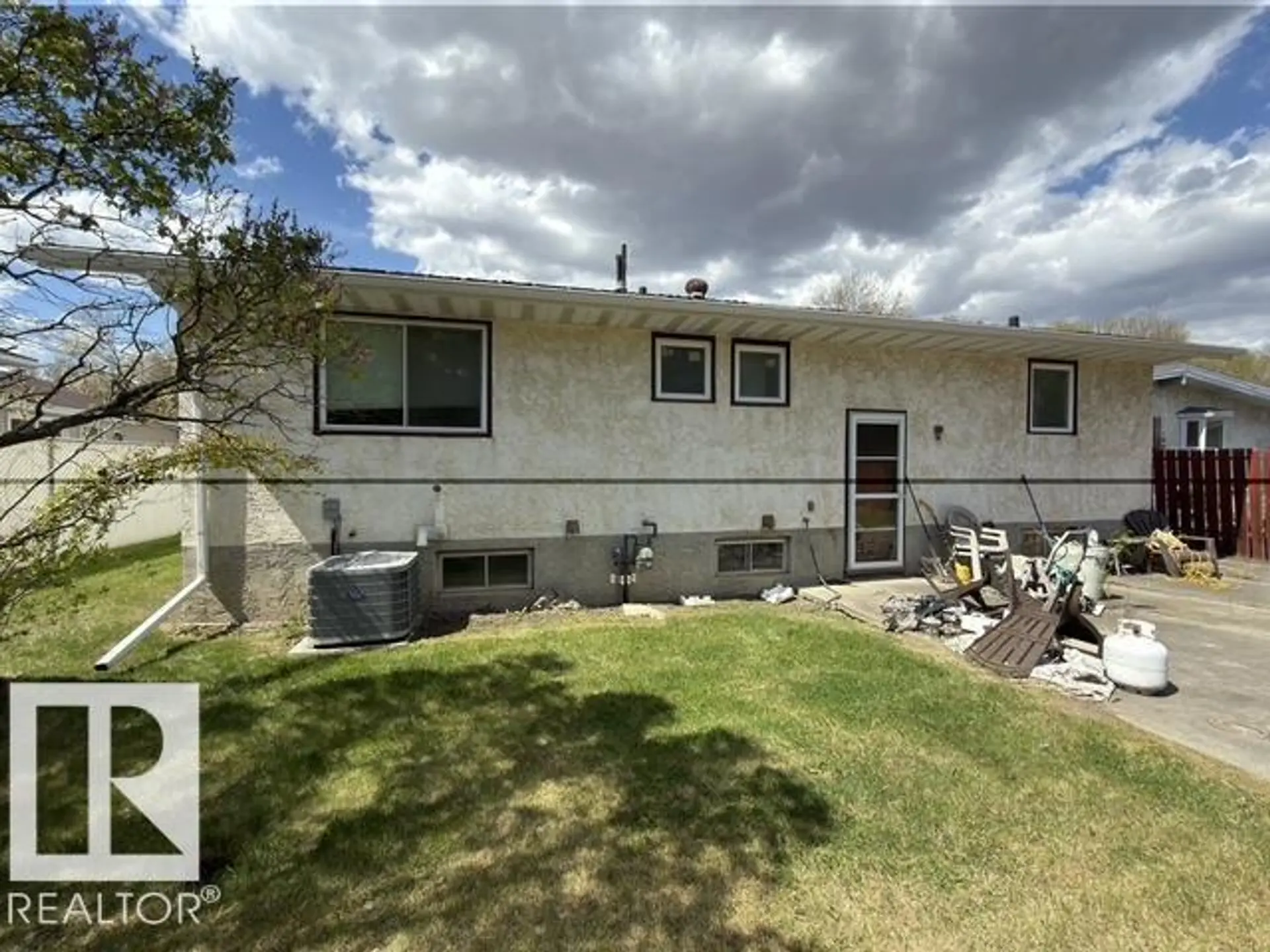 18 LATIMER PL - Image 6