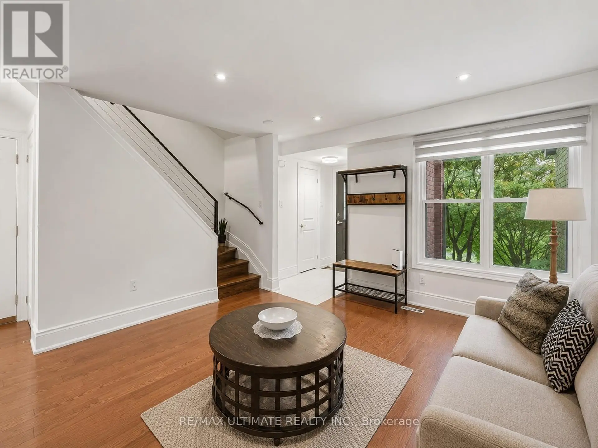 29 KIPLING CRESCENT - Image 2