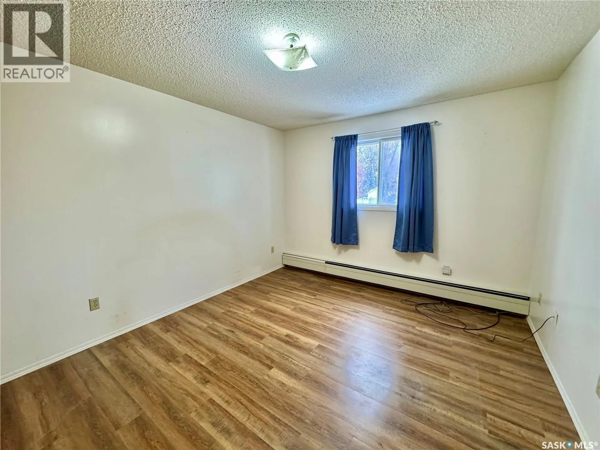#203 66 19th STREET W - Image 7