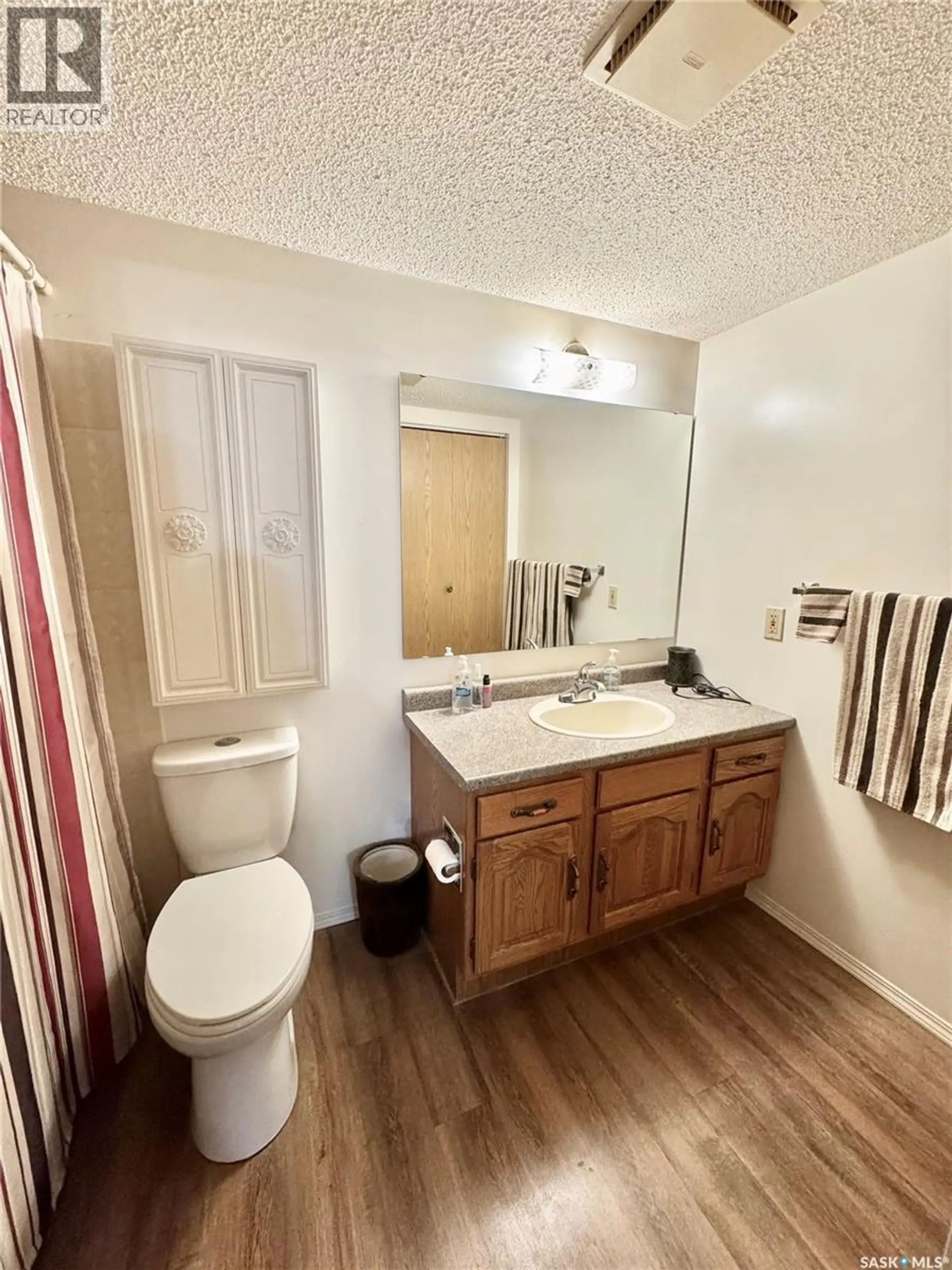 #203 66 19th STREET W - Image 8