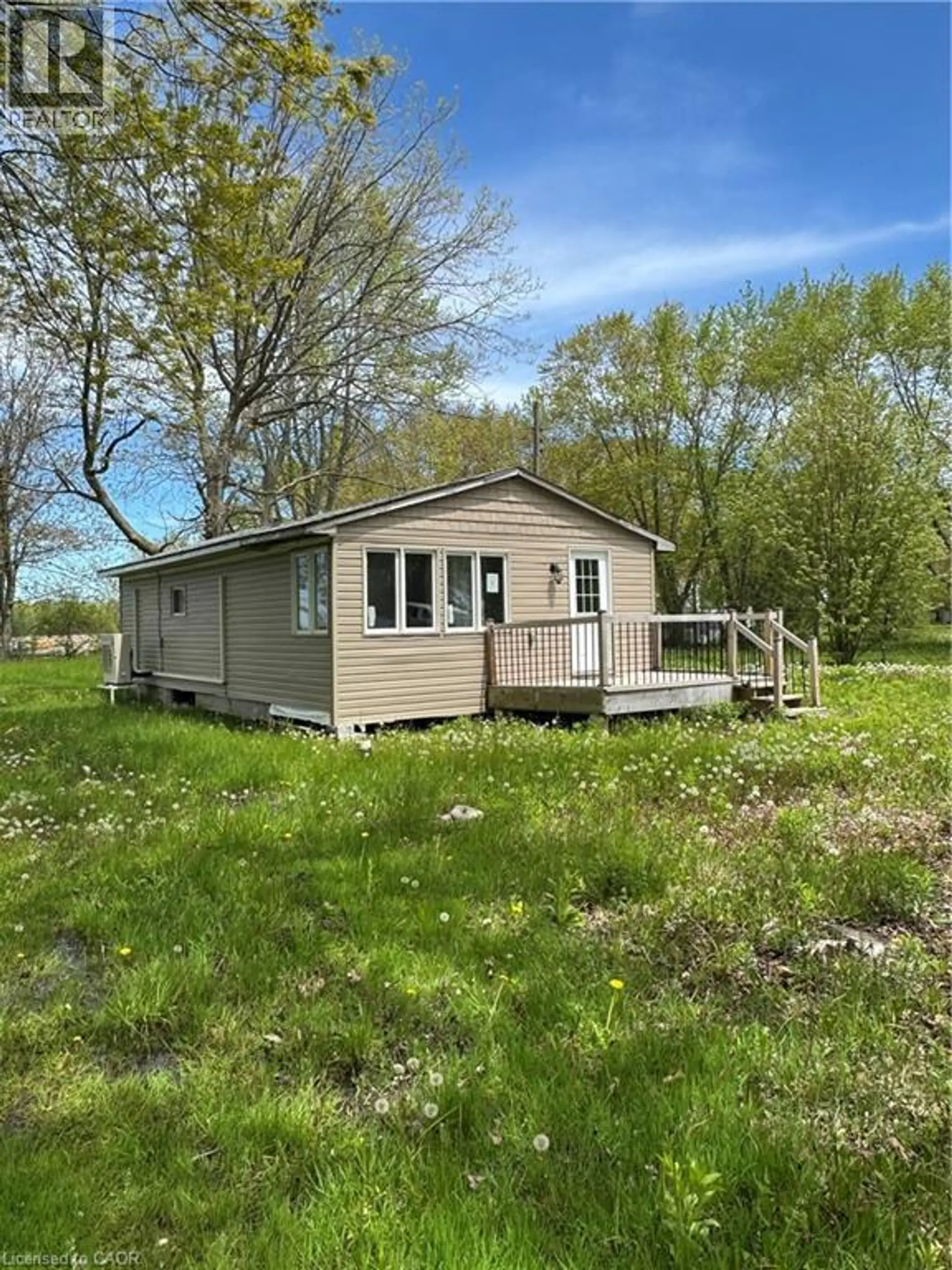 28 DERNER Line - Image 1