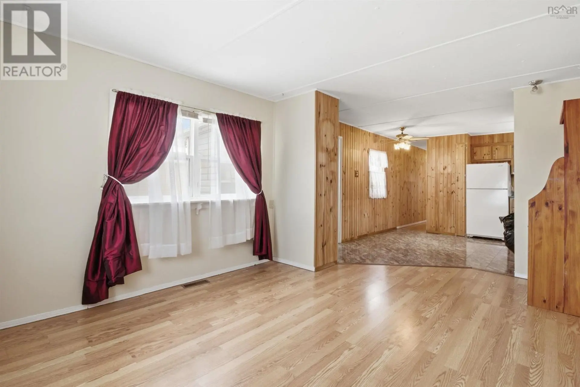 11 Maple Lane - Image 3