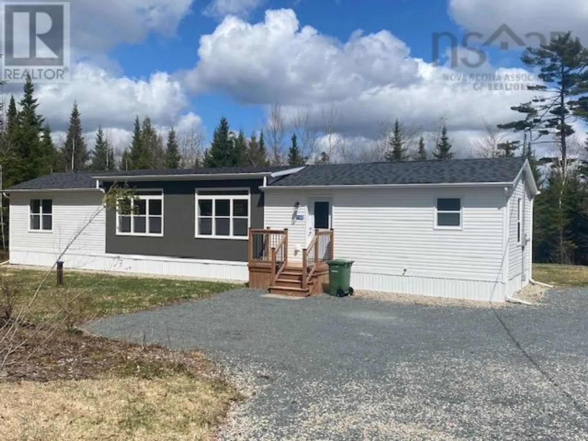 1122 Lake Egmont Road - Image 1