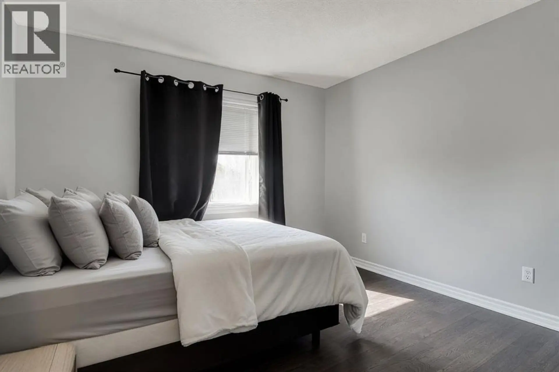 11113 66A Avenue - Image 9