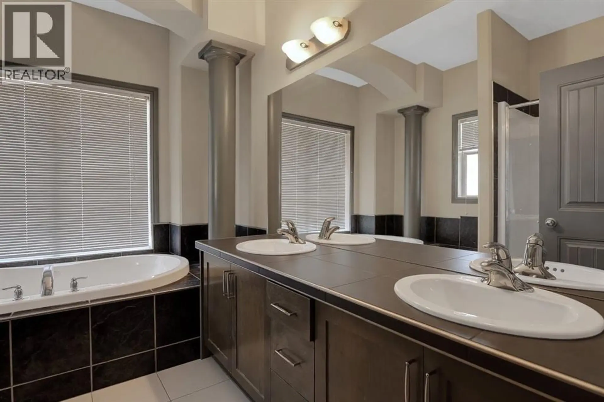 11113 66A Avenue - Image 12