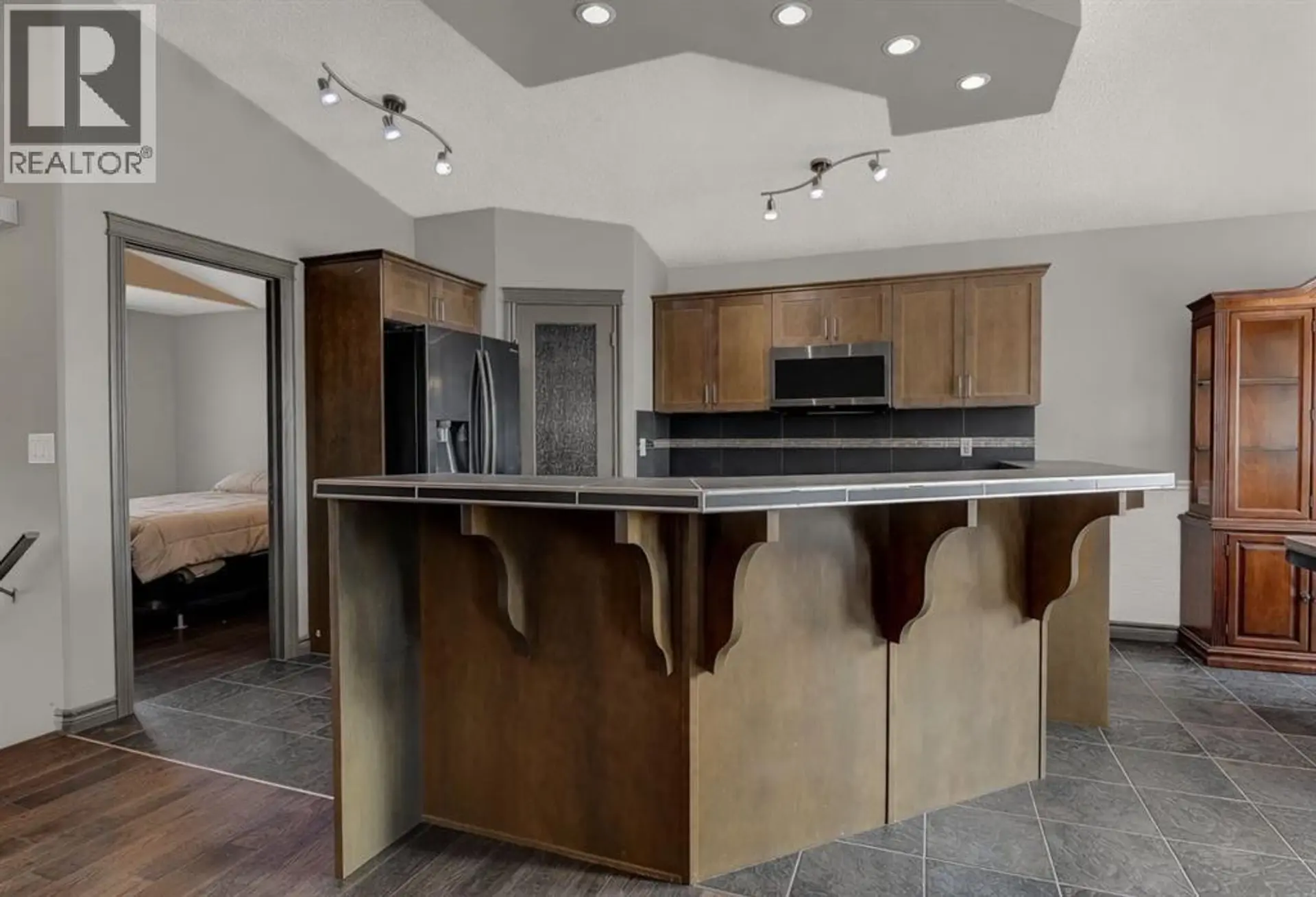 11113 66A Avenue - Image 4