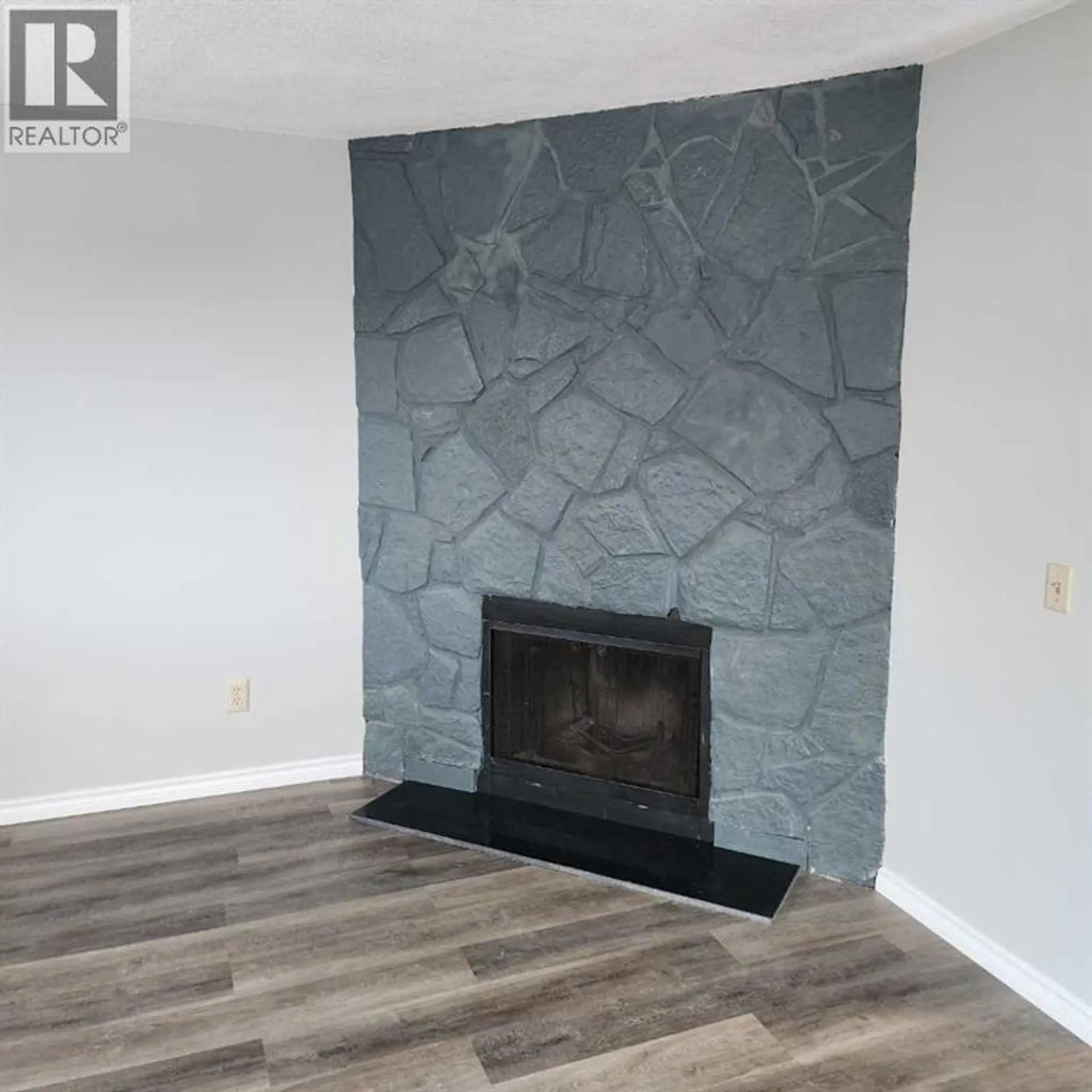 #B 1404 43 Street SE - Image 7